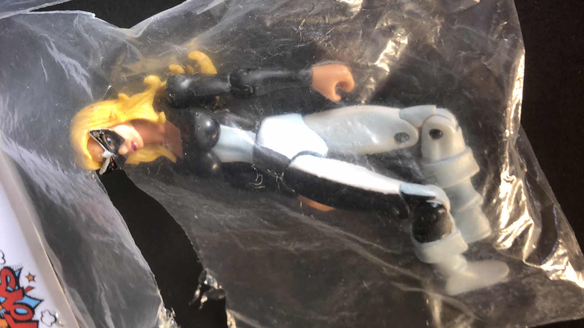 Photo 1 of ASSORTMENT OF UNBOXED SUPER HERO ACTION FIGURES (4)