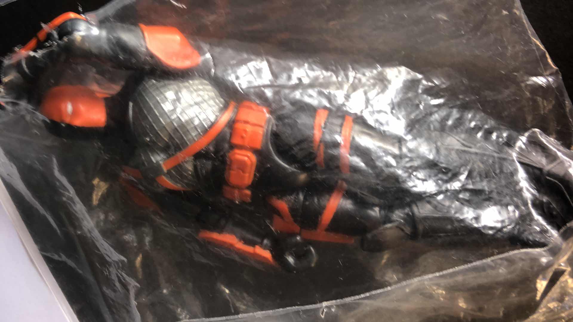 Photo 1 of ASSORTMENT OF UNBOXED SUPER HERO ACTION FIGURES (4)