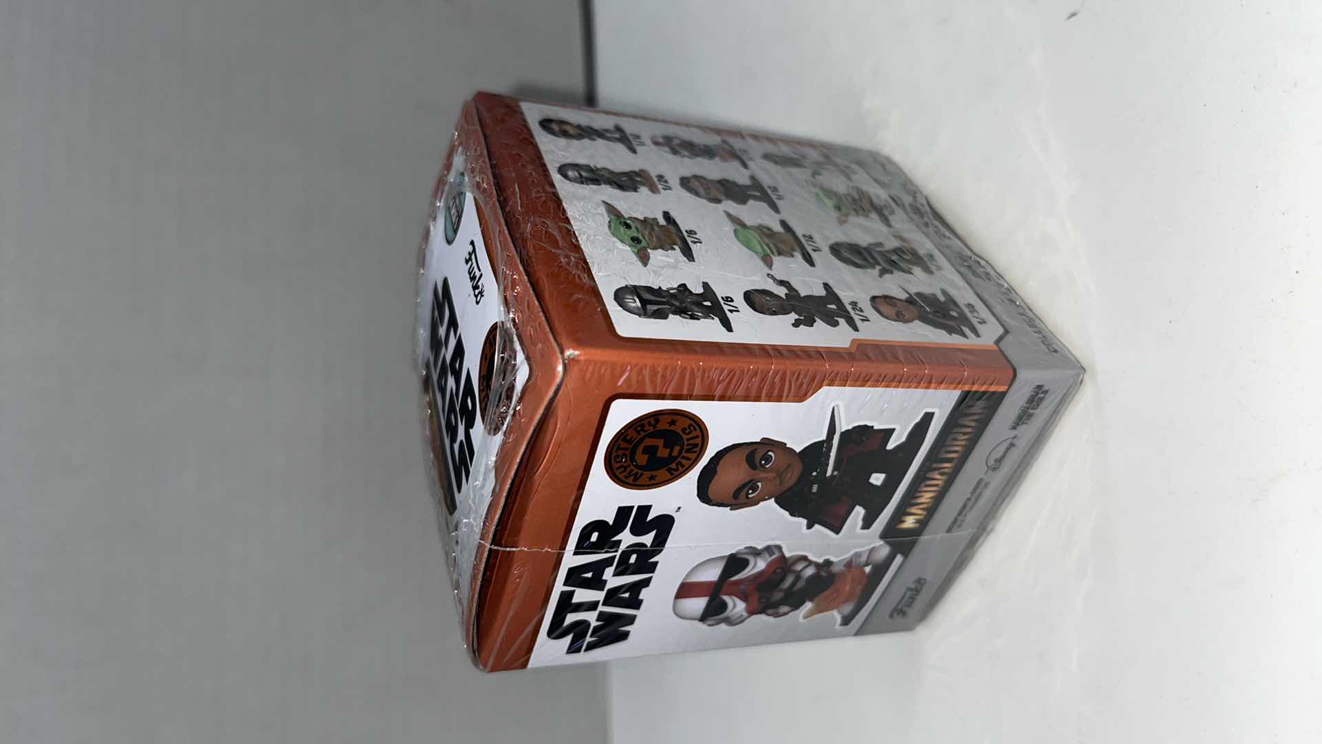 Photo 1 of NIB FUNKO POP STAR WARS THE MANDALORIAN MYSTERY BOBBLE HEAD & THE CHILD W CUP POCKET POP KEYCHAIN (2)