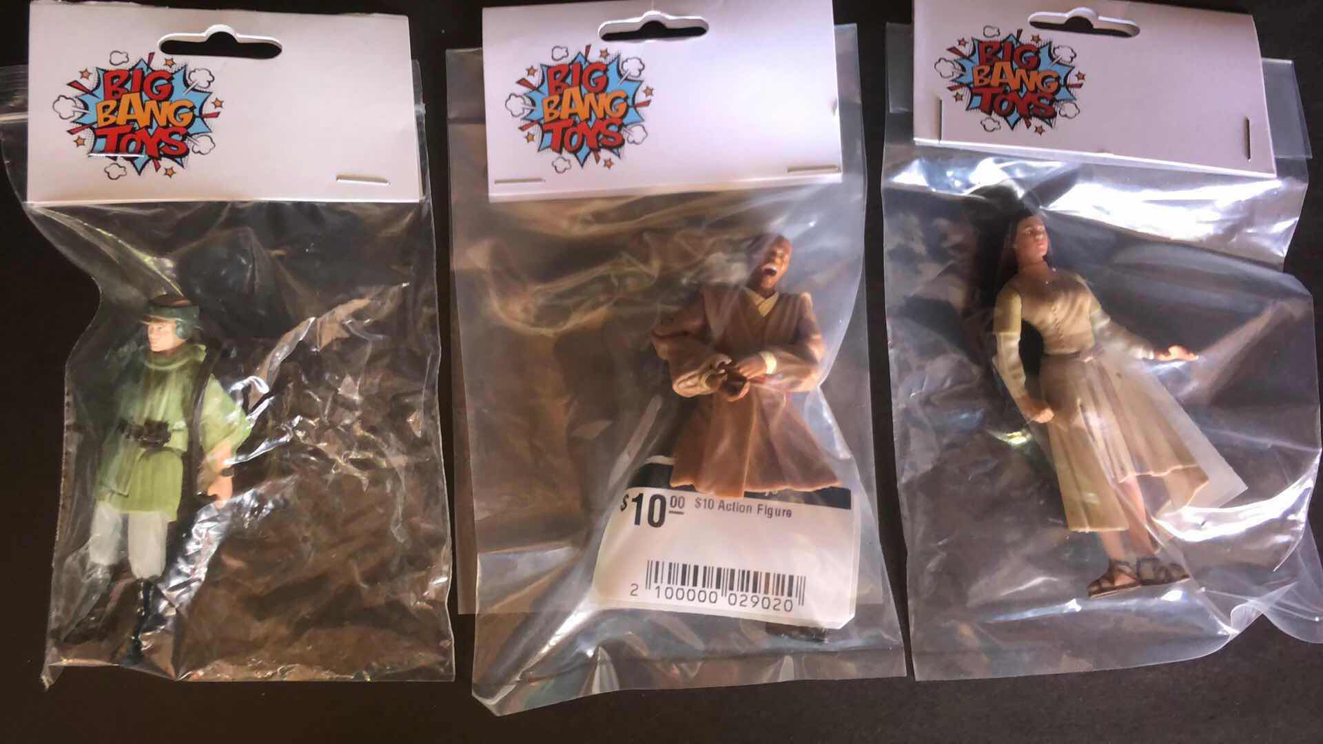 Photo 1 of ASSORTMENT OF UNBOXED ACTION FIGURES STOCKING STUFFERS (3)