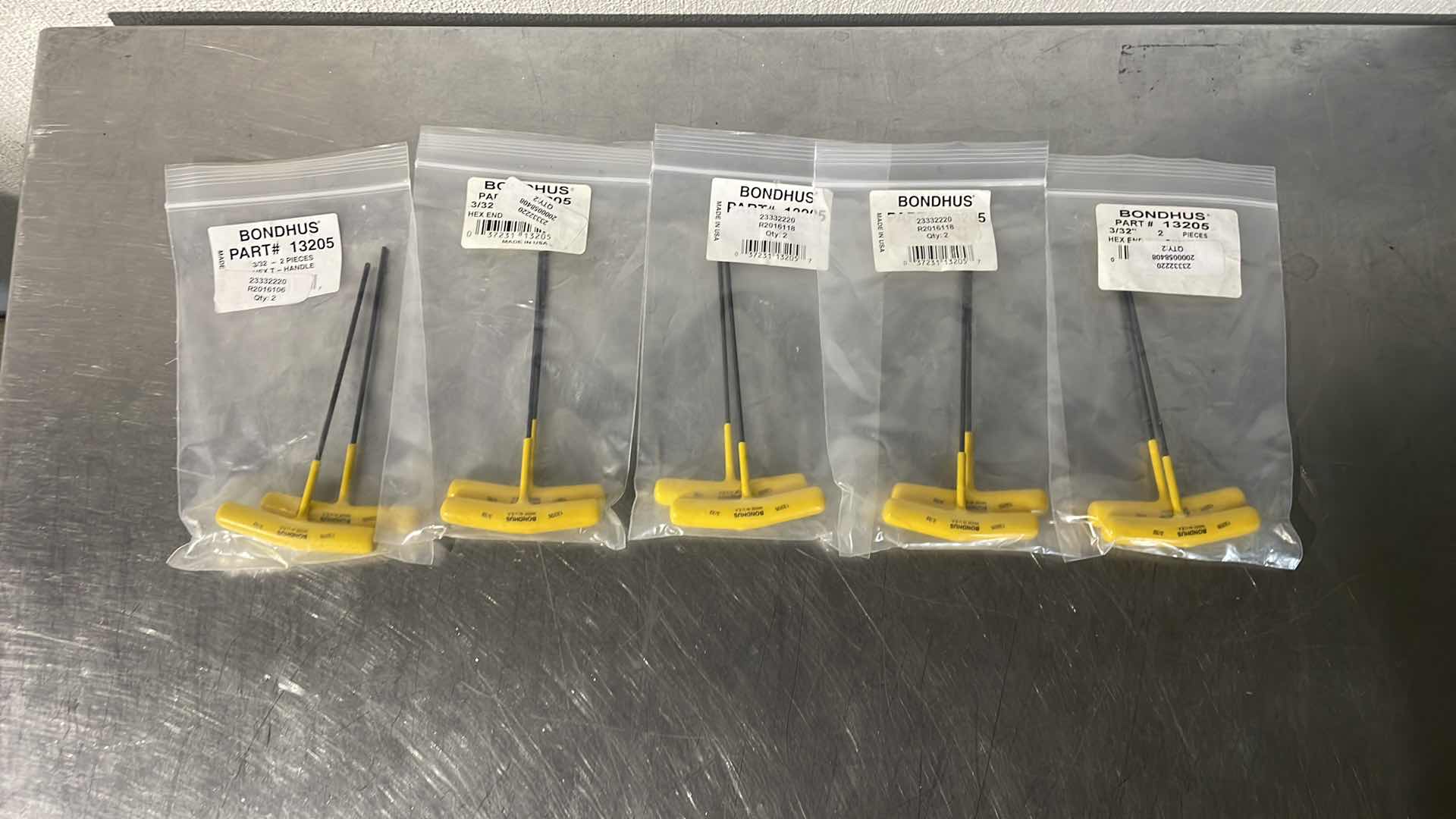 Photo 1 of BONDHUS 3/32” HEX END T-HANDLES USA