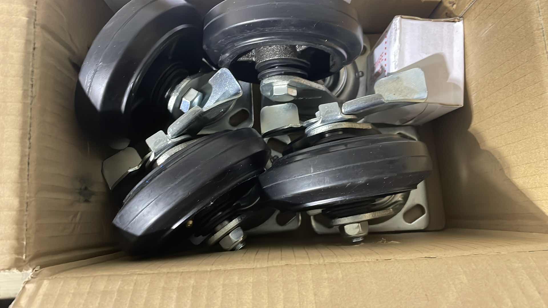 Photo 1 of GLOBAL MODEL 653CP96 5" X 1.5"MORT CASTER KIT -SWIVEL 1 SET