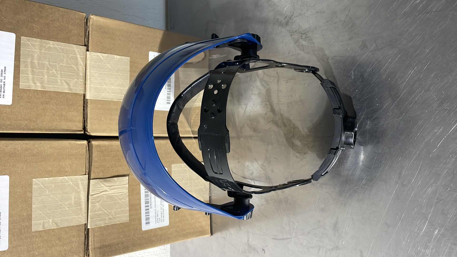 Photo 1 of US SAFETY INDUSTRIAL FACE SHIELD (5)