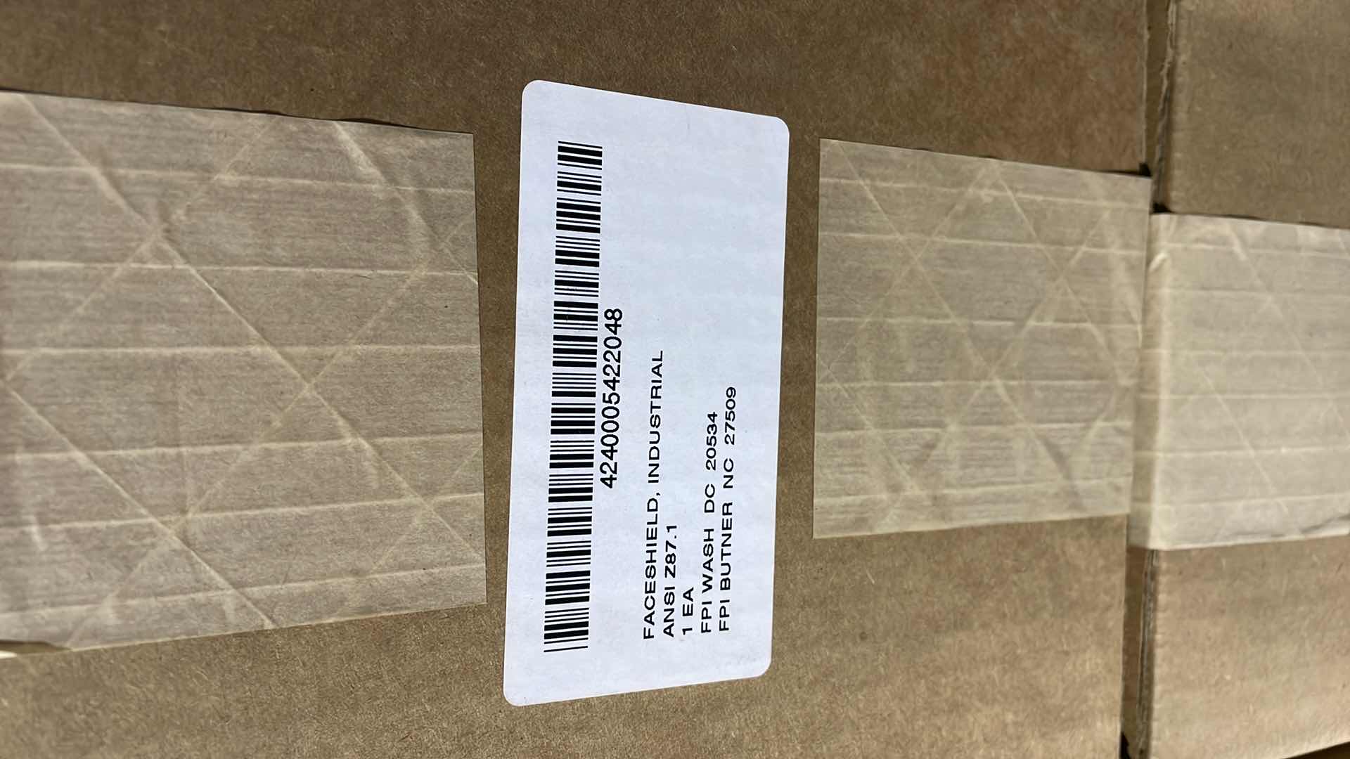 Photo 1 of US SAFETY INDUSTRIAL FACE SHIELD (5)