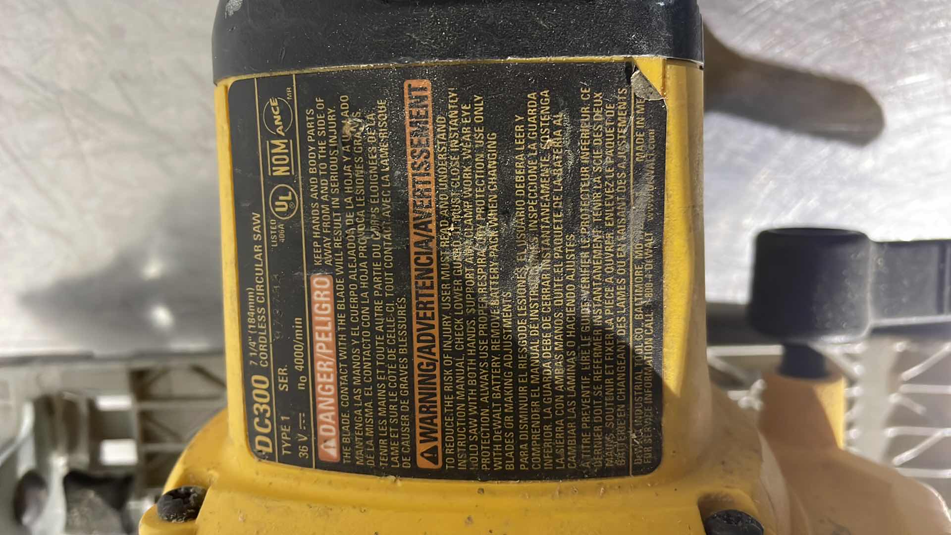 Photo 1 of DEWALT 36V DC300 7-1/4” CORDLESS CIRCULAR SAW UNTESTED