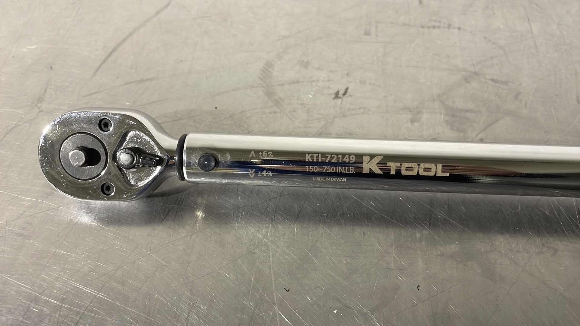 Photo 1 of K TOOL INTERNATIONAL, KTI72149 CLICK TYPE TORQUE WRENCH 3/8 DRIVE 150-750 IN/LBS