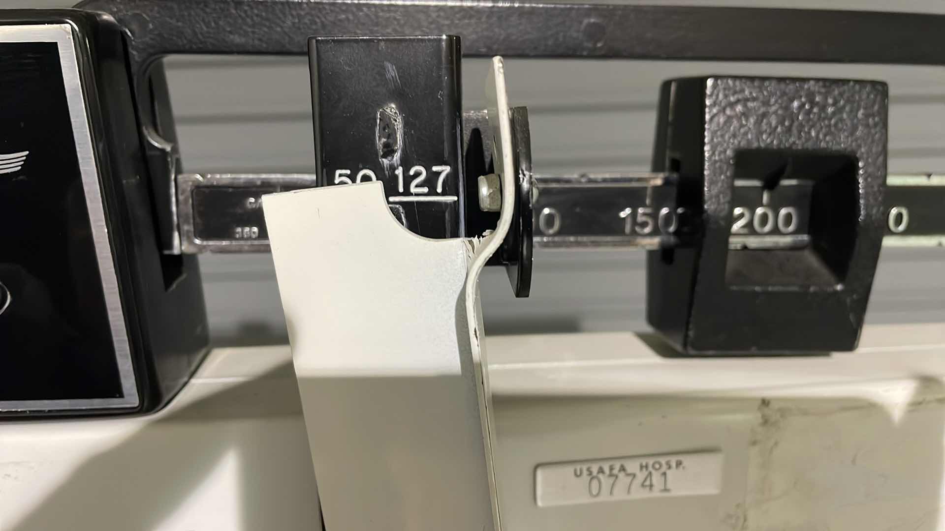 Photo 1 of HEALTH O METER SCALE WITH HEIGHT MEASUREMENTS HEIGHT BAR BENT AS PICTURED