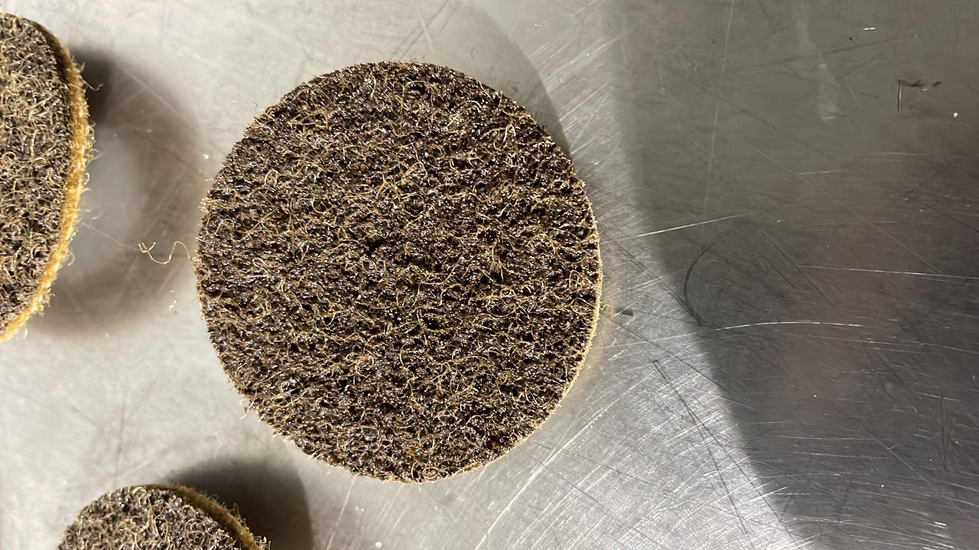 Photo 1 of 2” SANDING DISCS (10)