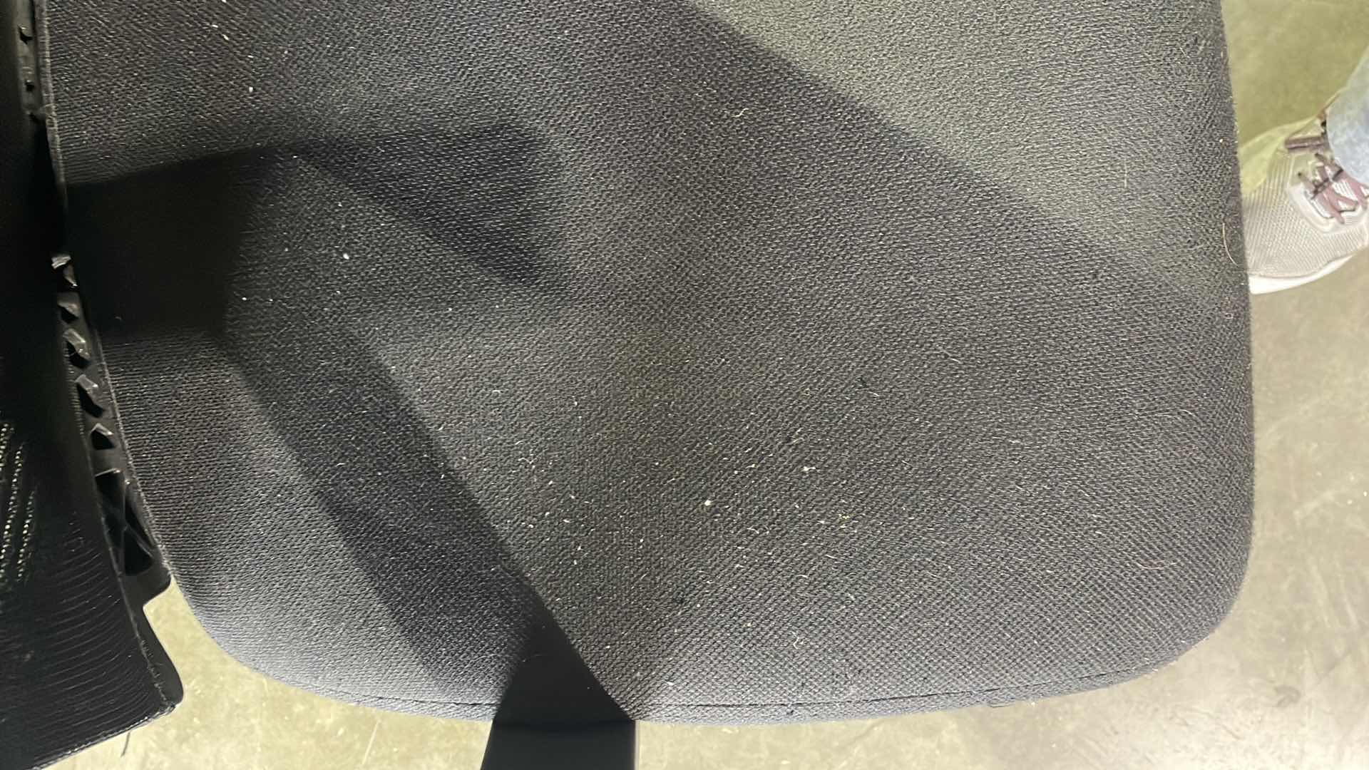 Photo 7 of OFFICE CHAIR