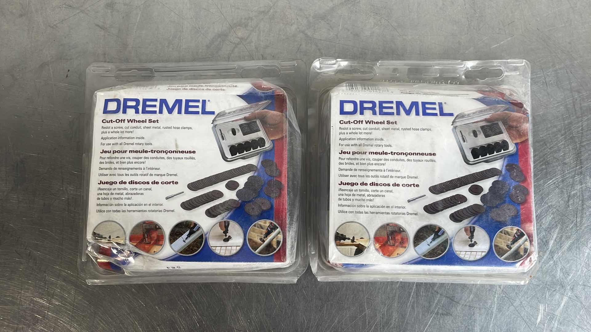 Photo 1 of DREMEL CUT OFF WHEEL SET 688 69 PCS (2)