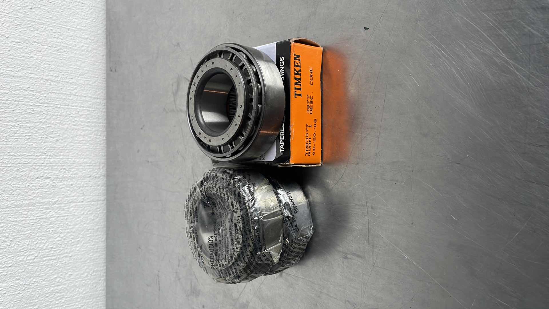 Photo 1 of TIMKEN ROLLER TAPER BEARINGS PN-123358858(4)