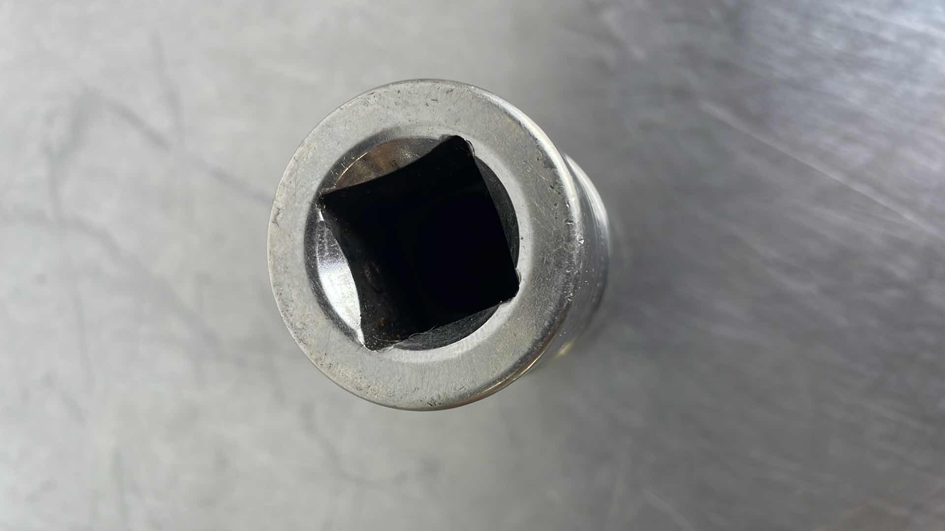 Photo 1 of SNAP-ON 3/4”DRIVE SOCKET 1-1/16” USA