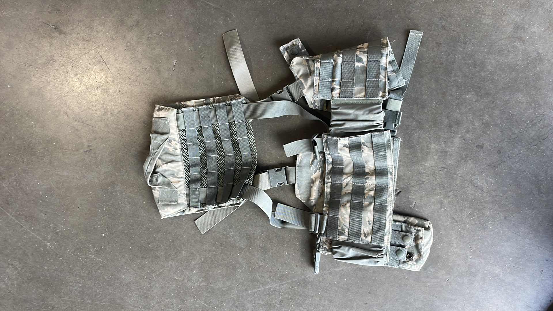 Photo 3 of GCS WARRIOR CHEST RIG TACTICAL VEST RIFLEMAN ABU TIGER STRIPE CAMO USAF SIZE S/M