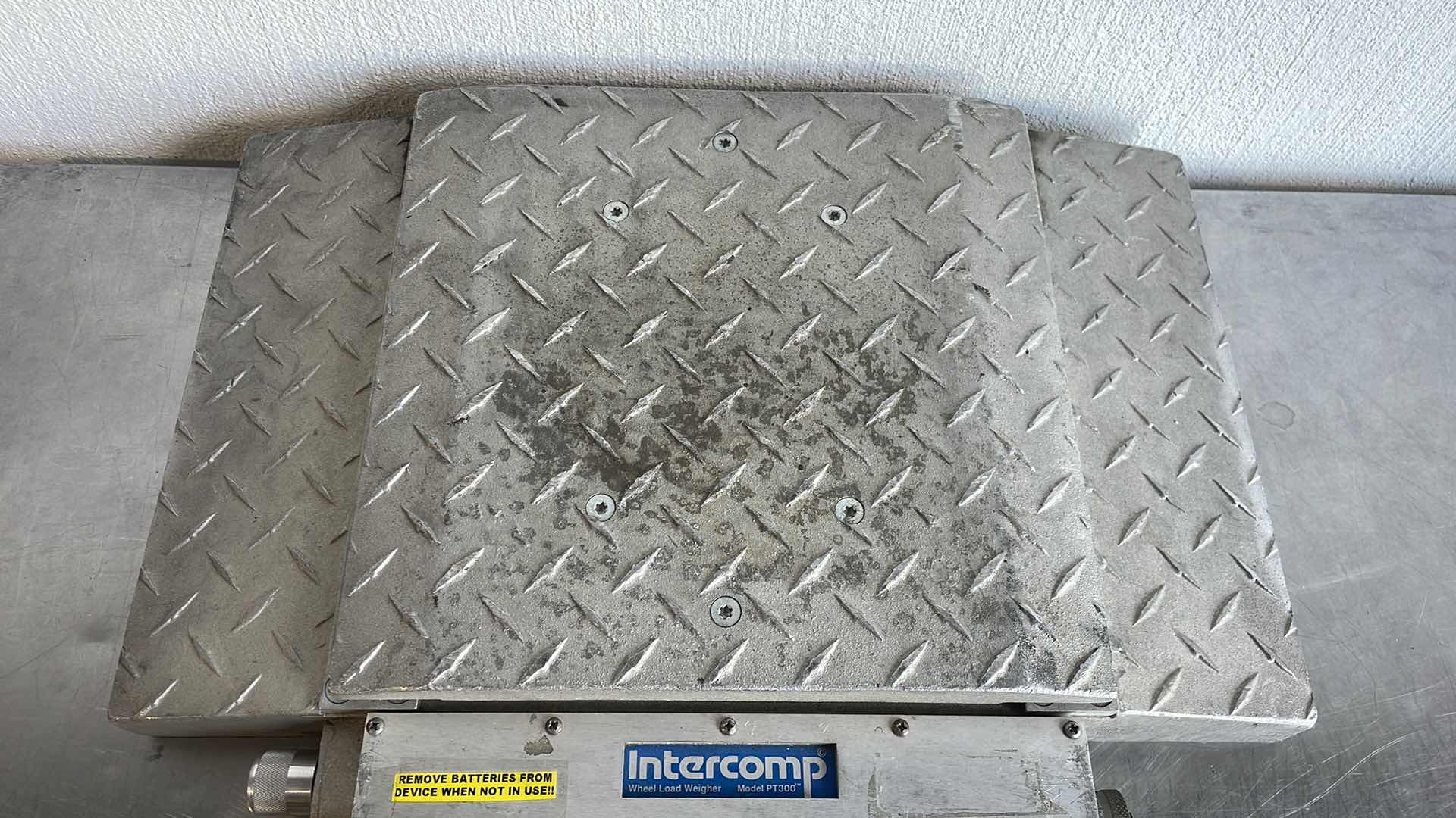 Photo 1 of INTERCOMP WHEEL LOAD WEIGHER MODEL PT300 UNABLE TO TEST NEEDS BATTERIES