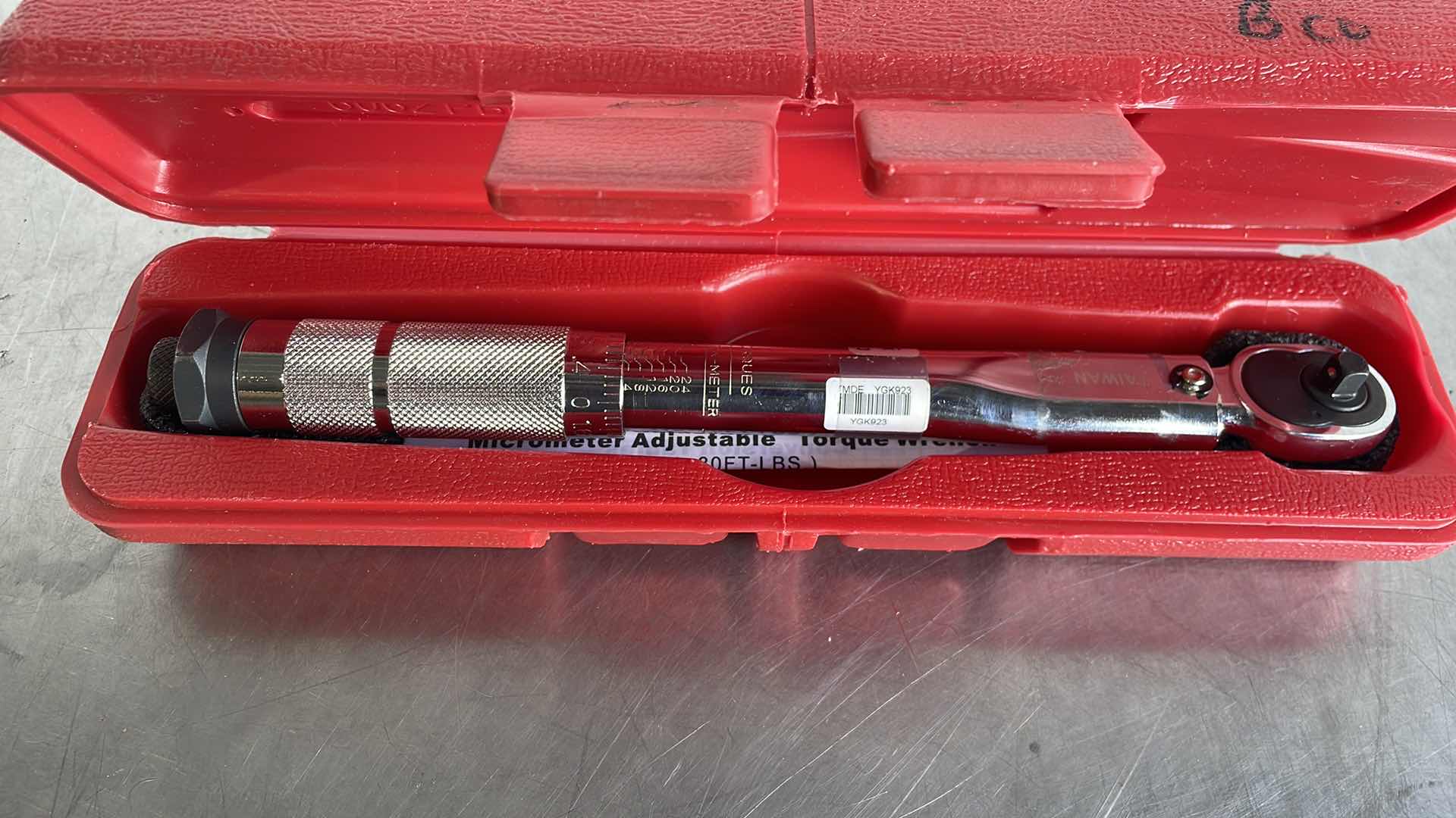 Photo 1 of MICROMETER ADJUSTABLE TORQUE WRENCH TITAN 23146