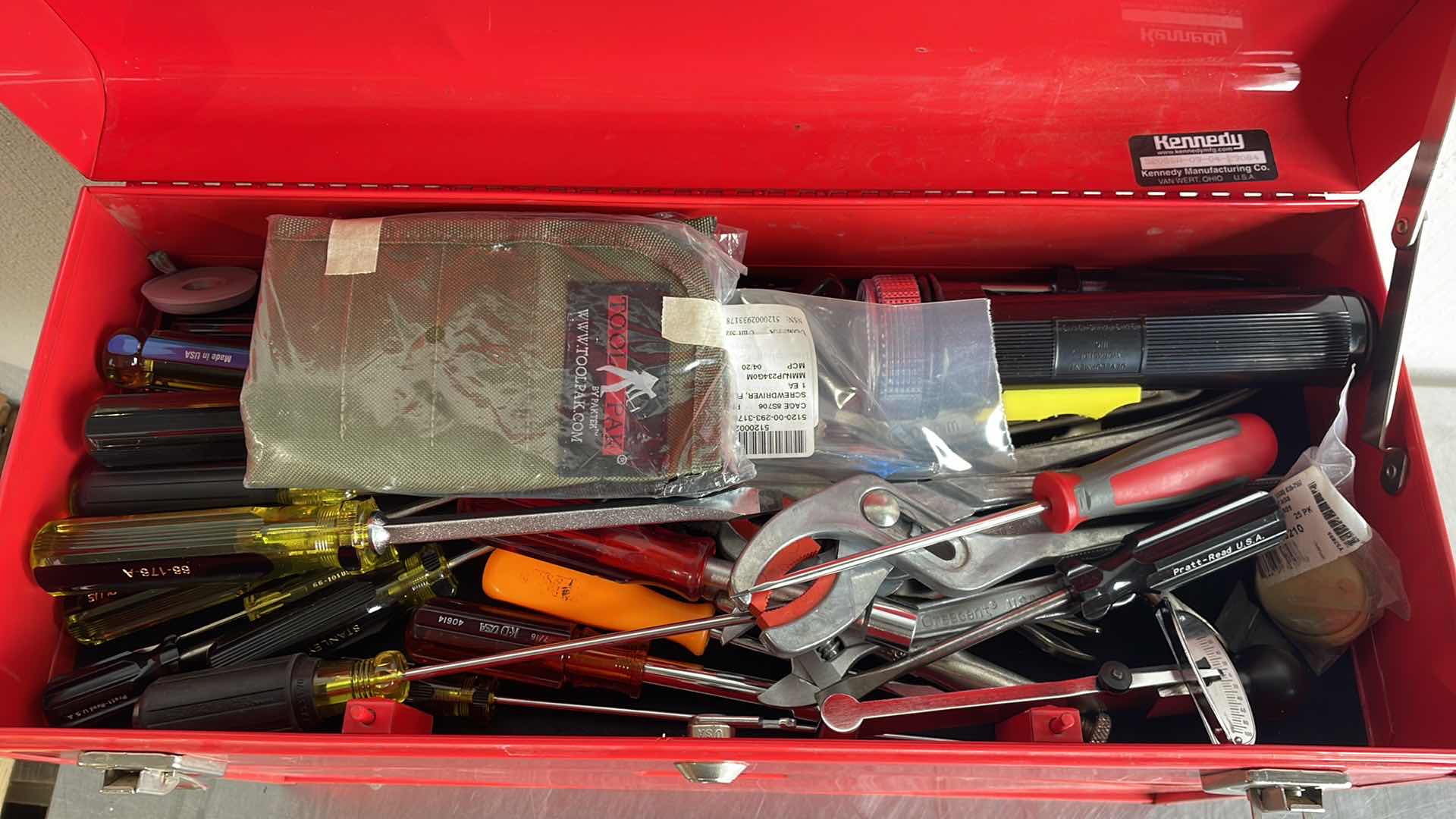 Photo 1 of KENNEDY MFG TOOL BOX WITH CONTENTS 20” X 9” H14” MISSING KEYS