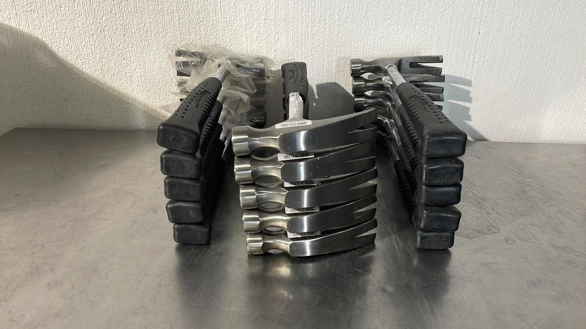 Photo 1 of OLYMPIA TOOLS 16OZ HAMMERS (15)