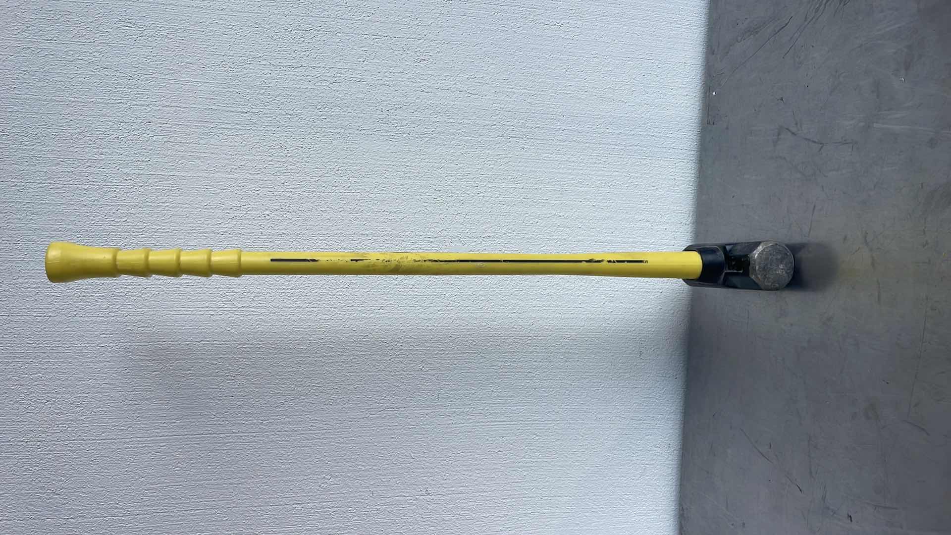 Photo 1 of NUPLA 8LB SLEDGEHAMMER USED