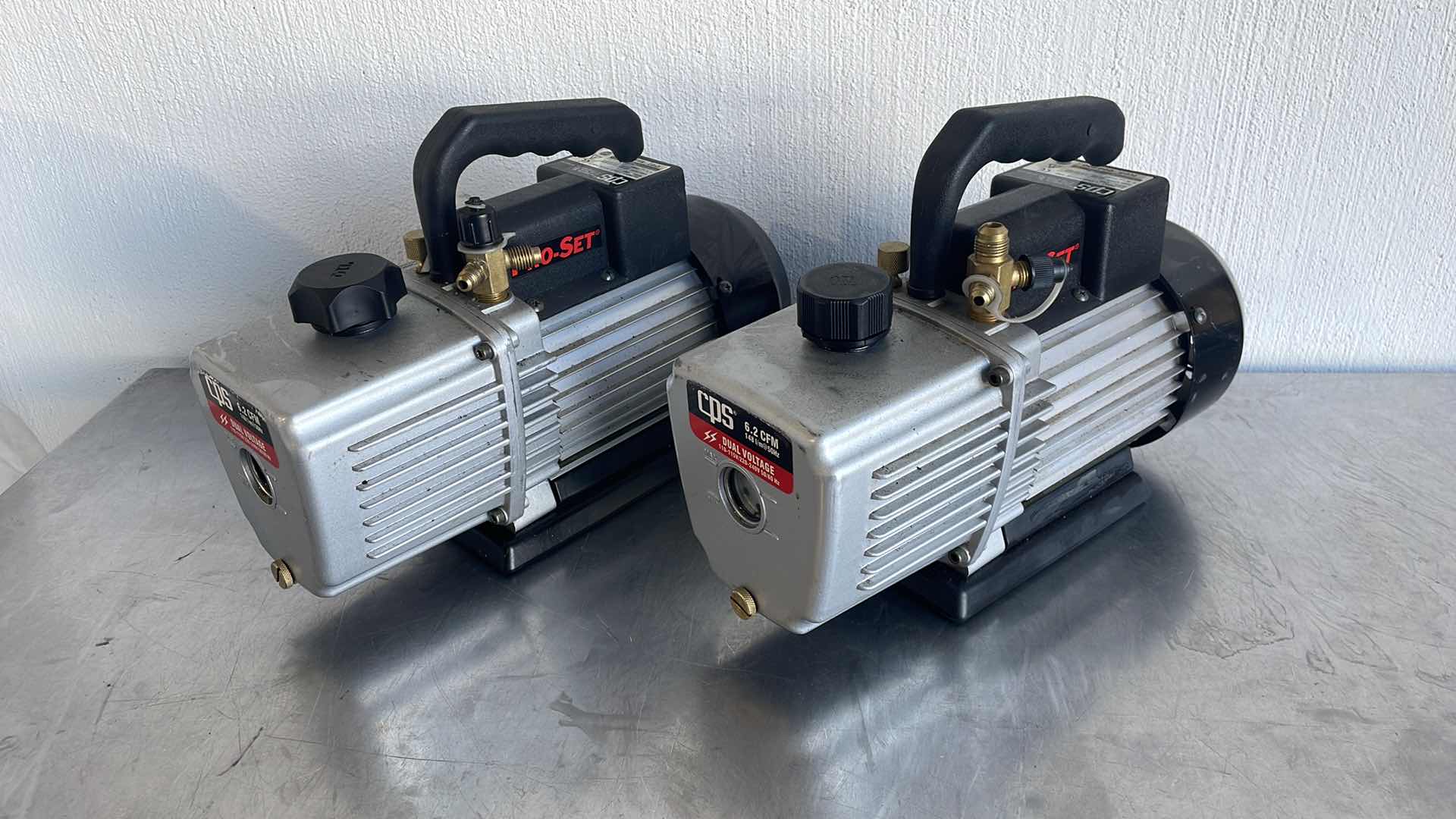 Photo 1 of CPS VP6D PRO-SET 2-STAGE VACUUM PUMP NOT WORKING PARTS ONLY SOLD AS IS (2)