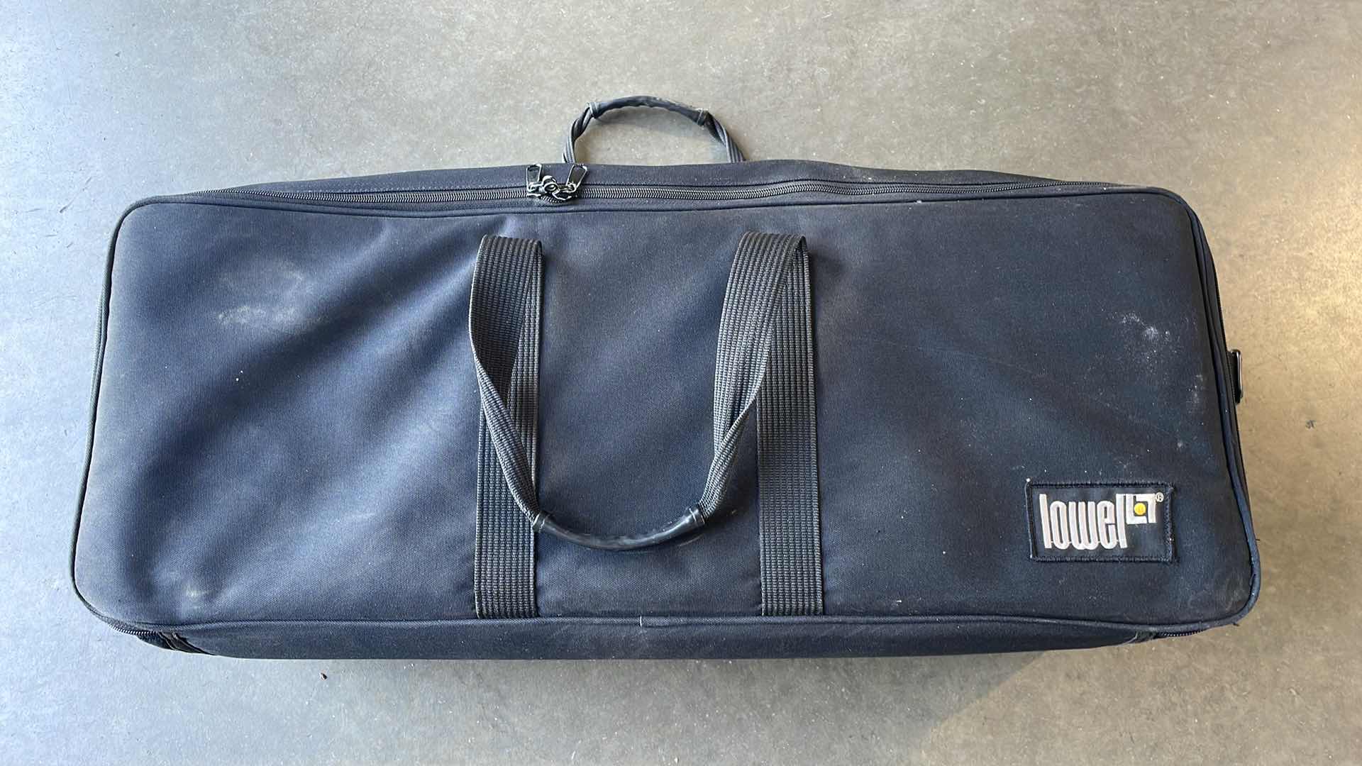 Photo 1 of LOWELL LIGHT SET PRO LIGHT SOFT CASE