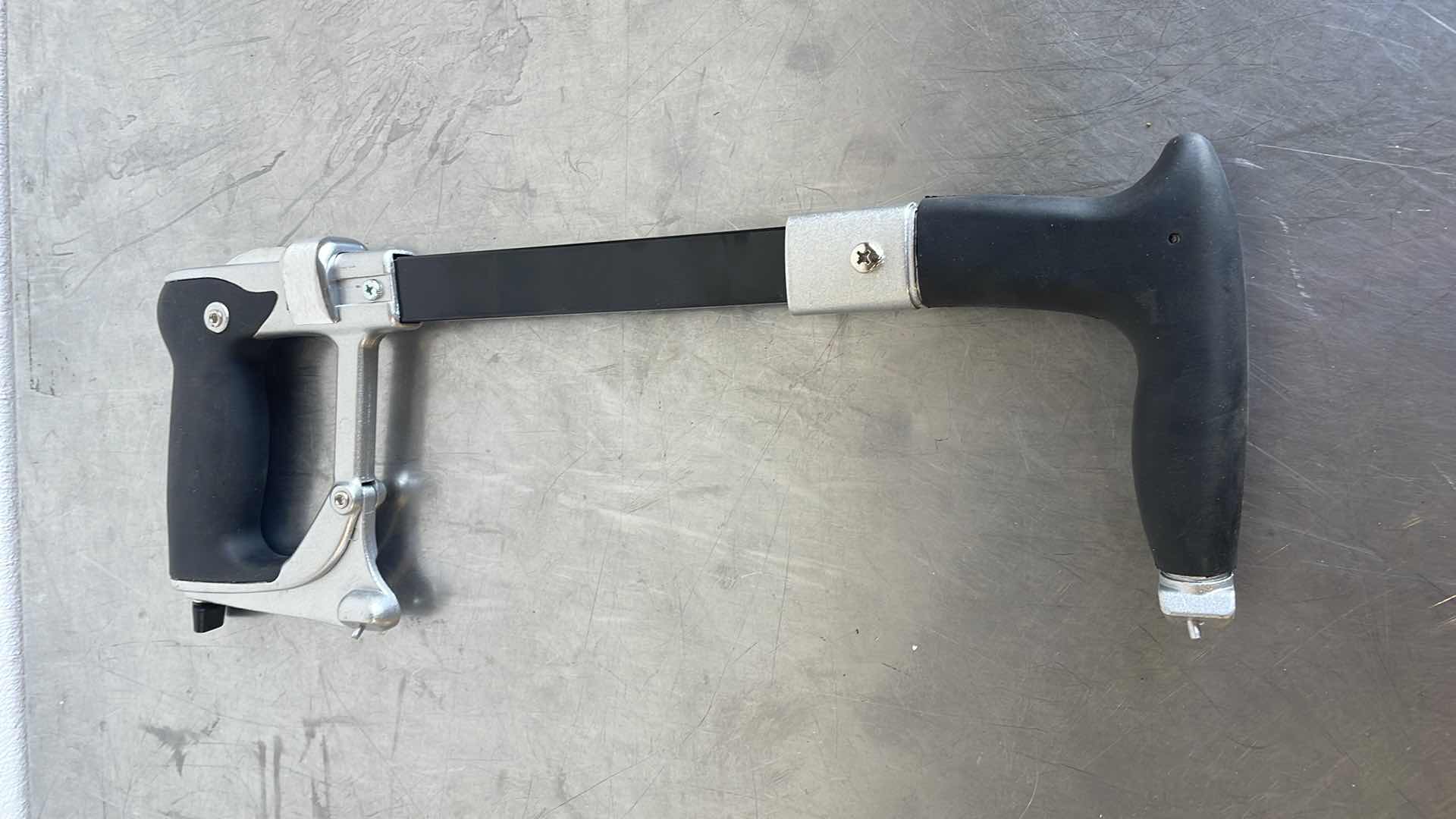 Photo 1 of CK QUICK CHANGE PROFESSIONAL HACKSAW 12” T0814