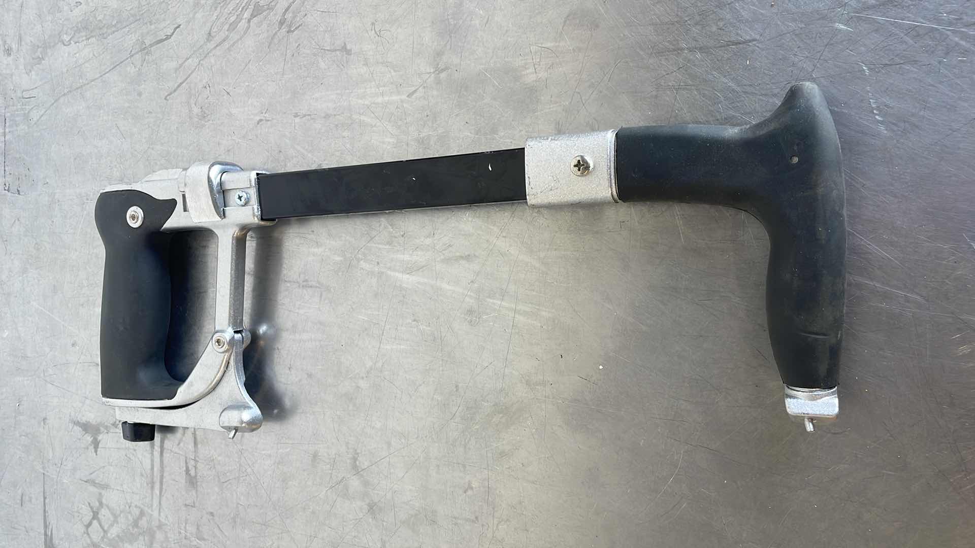 Photo 1 of CK QUICK CHANGE PROFESSIONAL HACKSAW 12” T0814