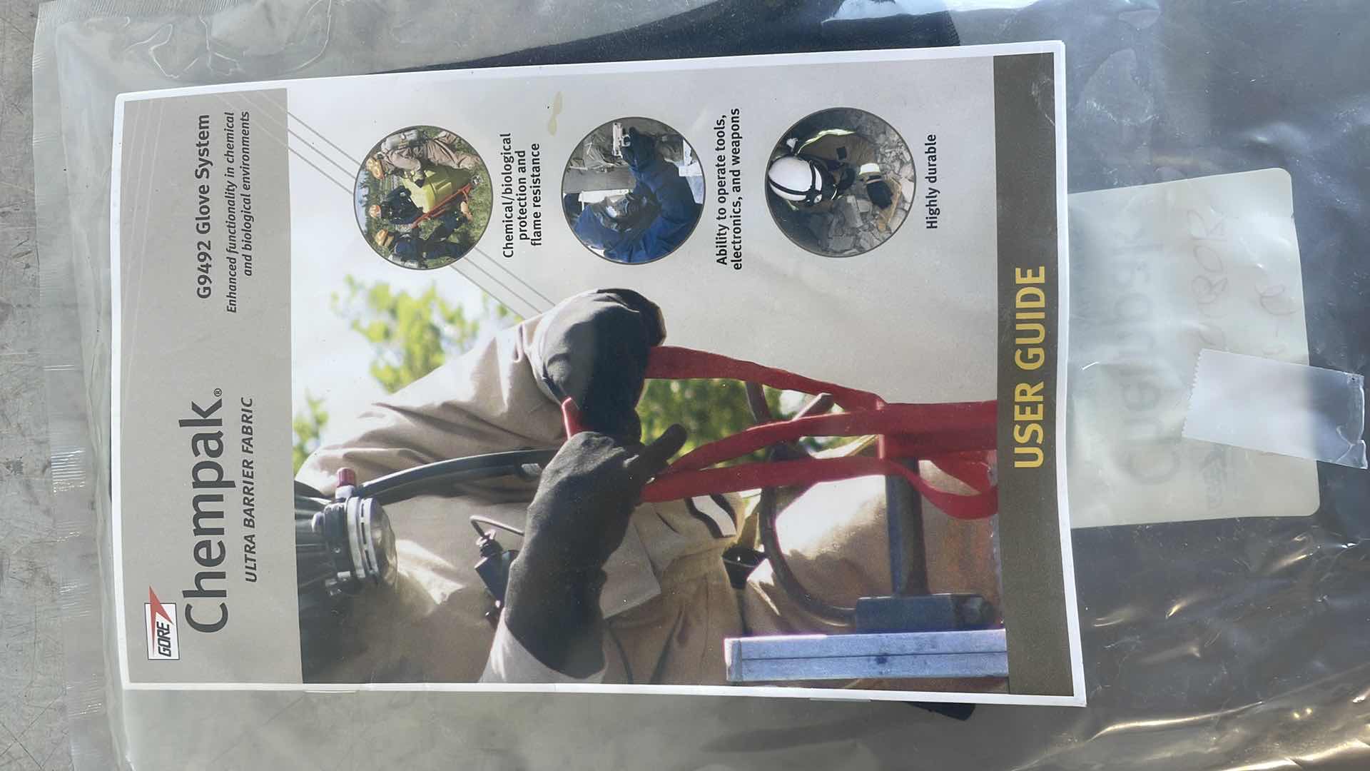 Photo 1 of CHEMPAK ULTRA BARRIER GLOVE LINER MEDIUM