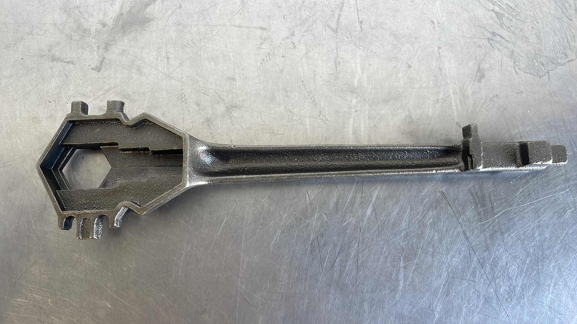 Photo 1 of K-TOOL (KT149405) UNIVERSAL DRUM PLUG BUNG WRENCH, DUCTILE IRON