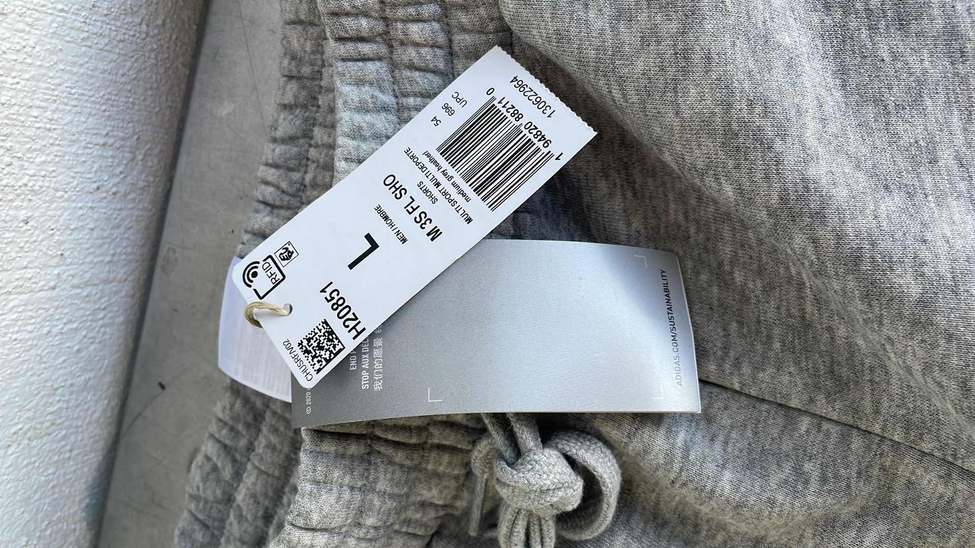 Photo 2 of ADIDAS 3 STRIPE FLEECE SHORTS LARGE