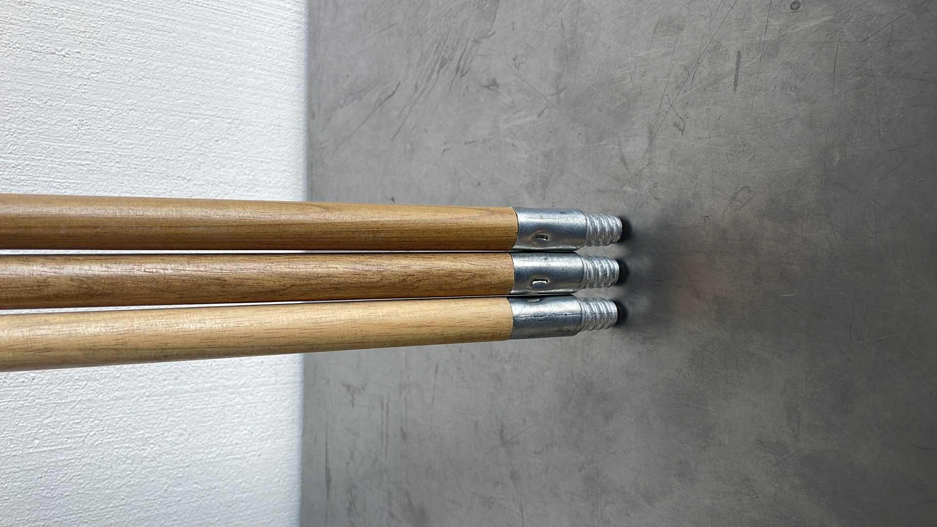 Photo 1 of THREADED WOOD HANDLES 15/16” X 60” (3)