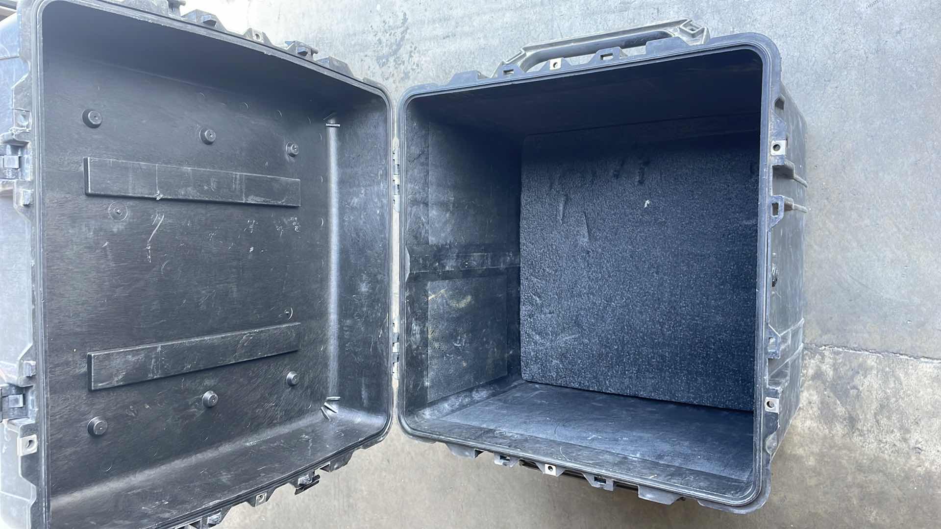 Photo 1 of PELICAN CASE  0370 24” X 24” H24”