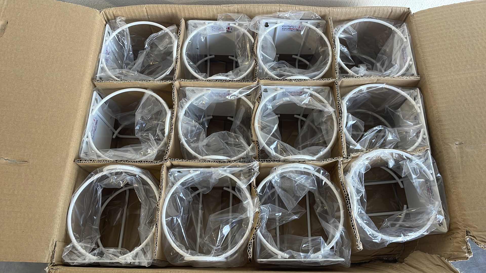 Photo 1 of METREX CAVIWIPE CANISTER WALL BRACKET 13-1175 (12)