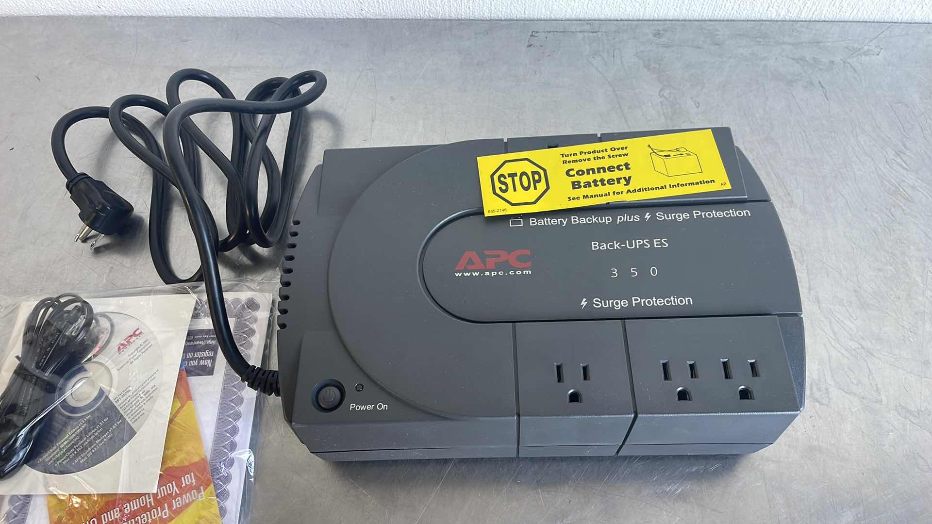 Photo 1 of APC BATTERY BACKUP 350VA 200WATTS