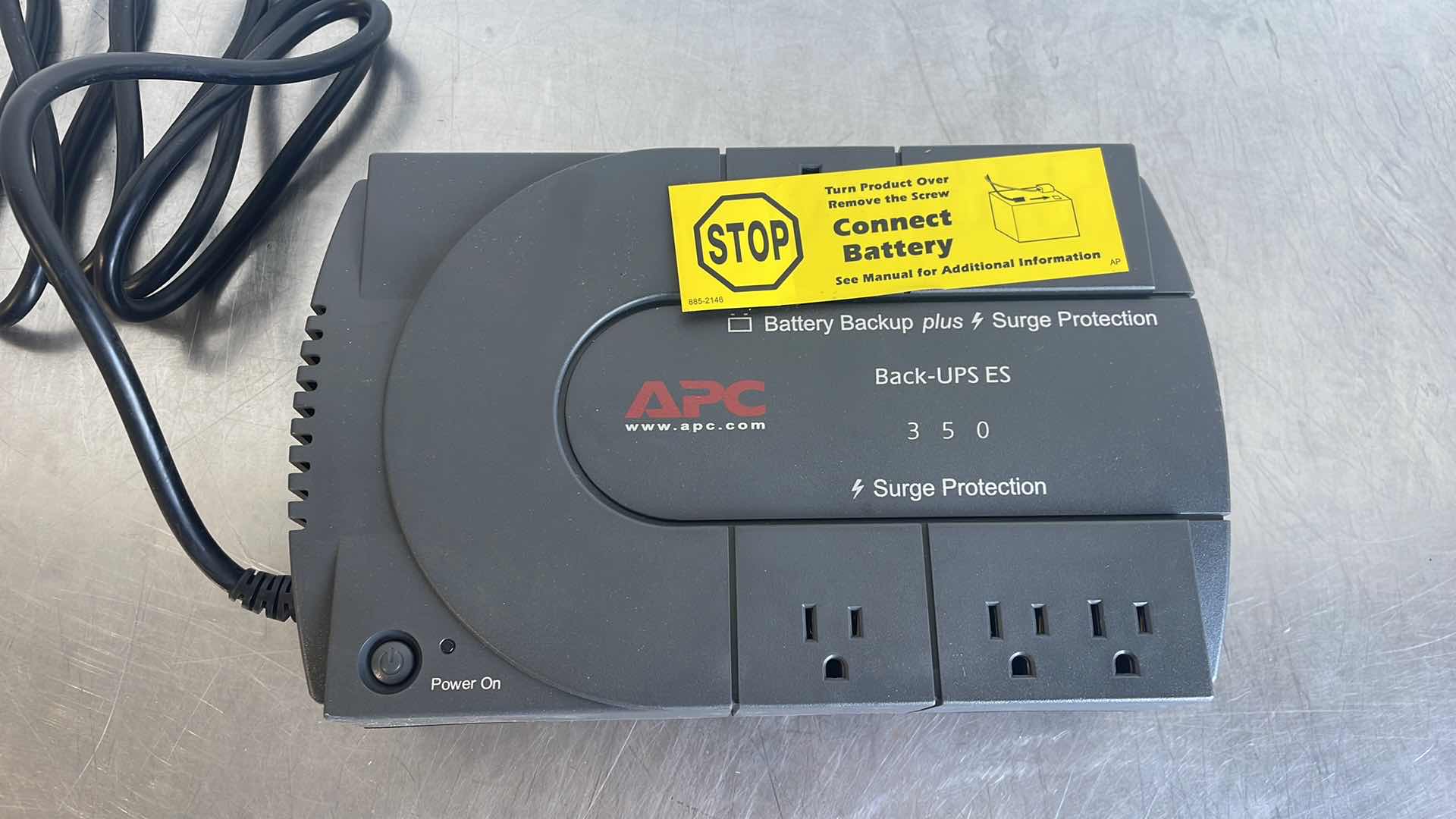 Photo 1 of APC BATTERY BACKUP 350VA 200WATTS