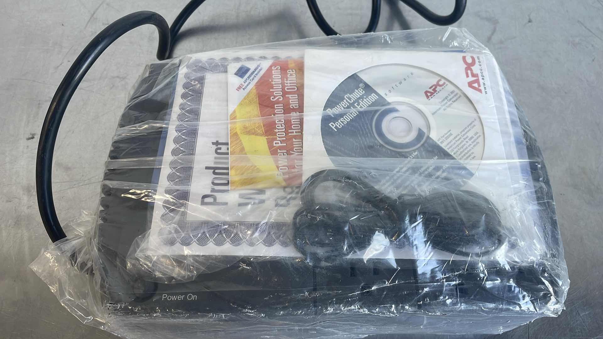 Photo 1 of APC BATTERY BACKUP 350VA 200WATTS