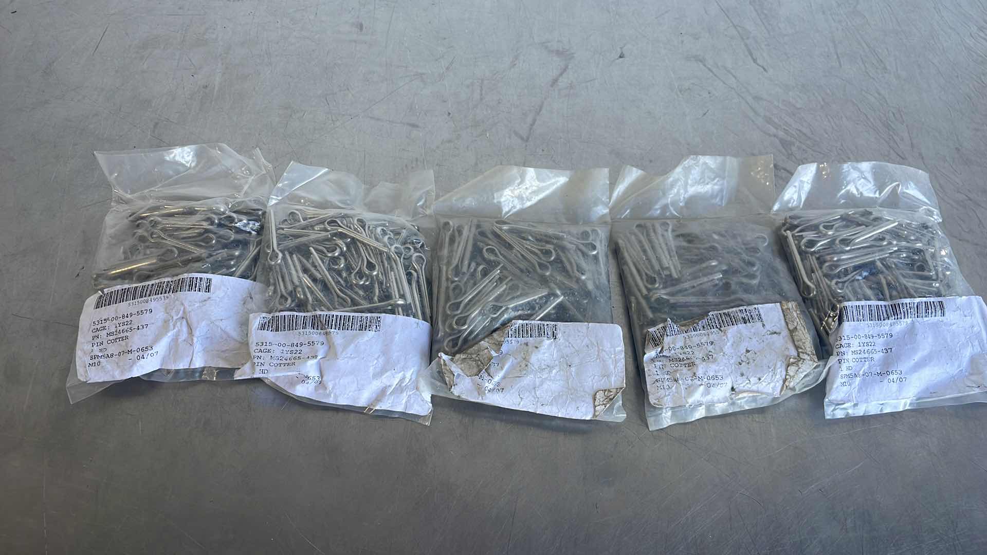 Photo 1 of 5/32" X 1" 304 STAINLESS STEEL COTTER PINS MIL-SPEC MS24665- 437 (500)