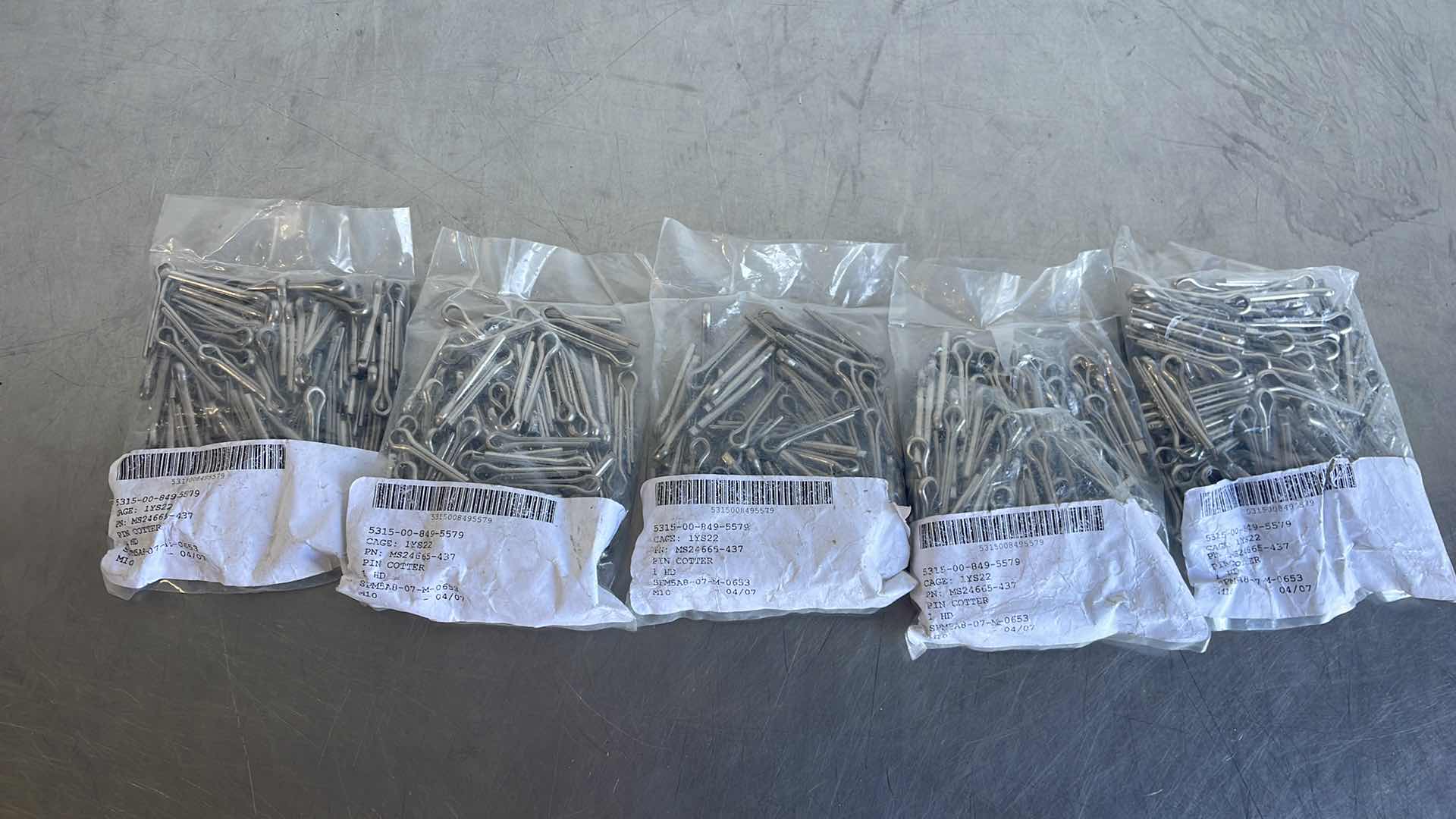 Photo 1 of 5/32" X 1" 304 STAINLESS STEEL COTTER PINS MIL-SPEC MS24665- 437 (500)