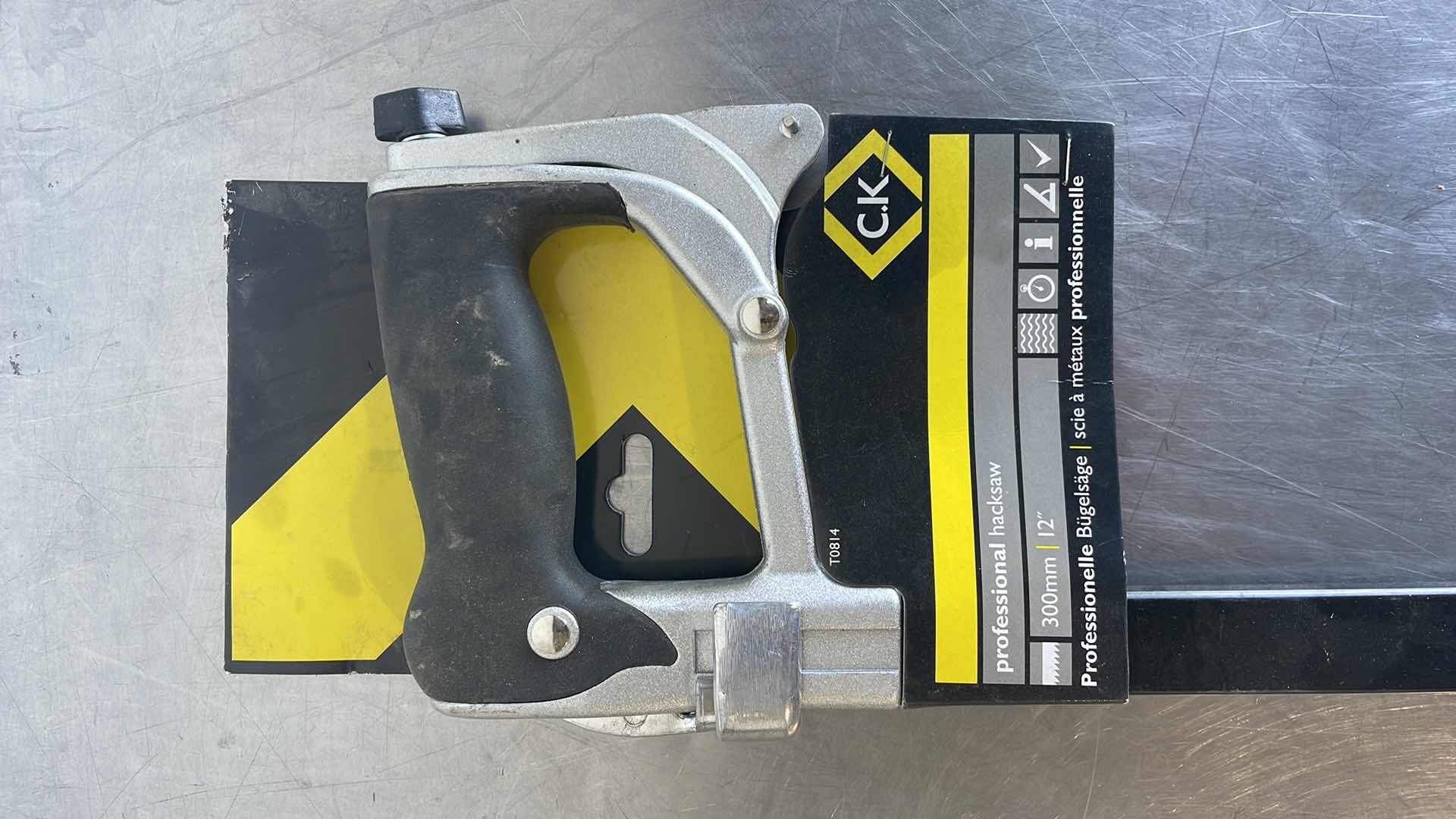 Photo 1 of CK QUICK CHANGE PROFESSIONAL HACKSAW 12” T0814