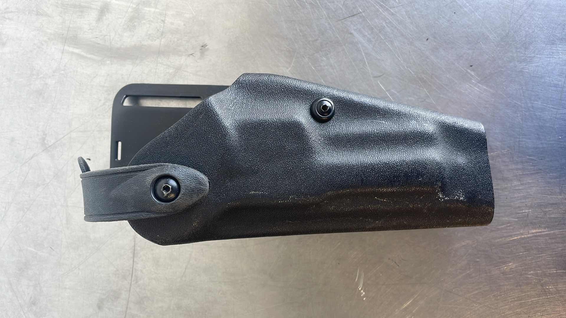 Photo 1 of SARFARILAND LEFT HAND HOLSTER BERETTA 92