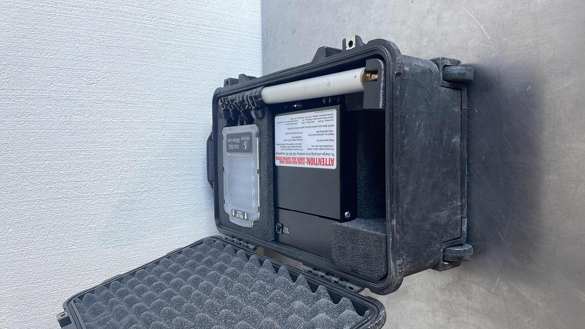 Photo 1 of PELICAN 9450B REMOTE AREA LED LIGHTING SYSTEM