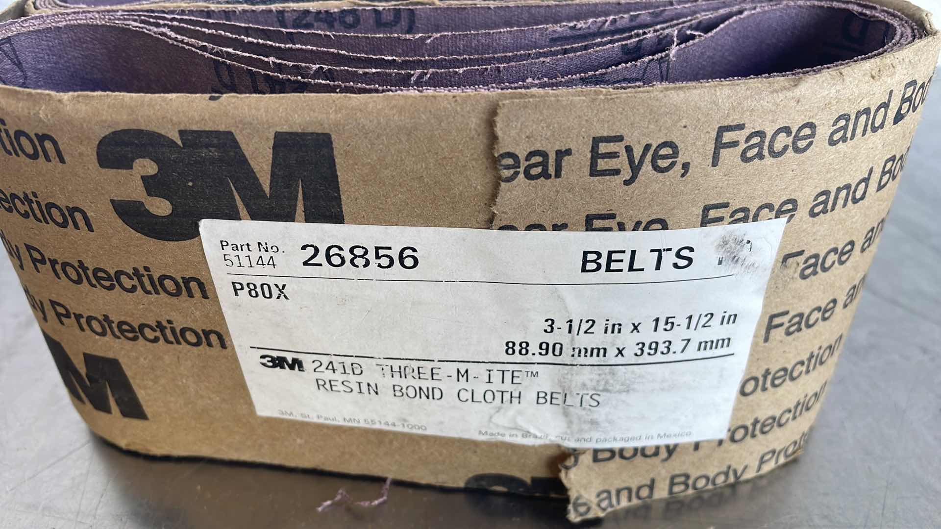 Photo 1 of 3M 241D ABRASIVE CLOTH BELTS 3-1/2” X 15-1/2” GRADE P80X (30)
