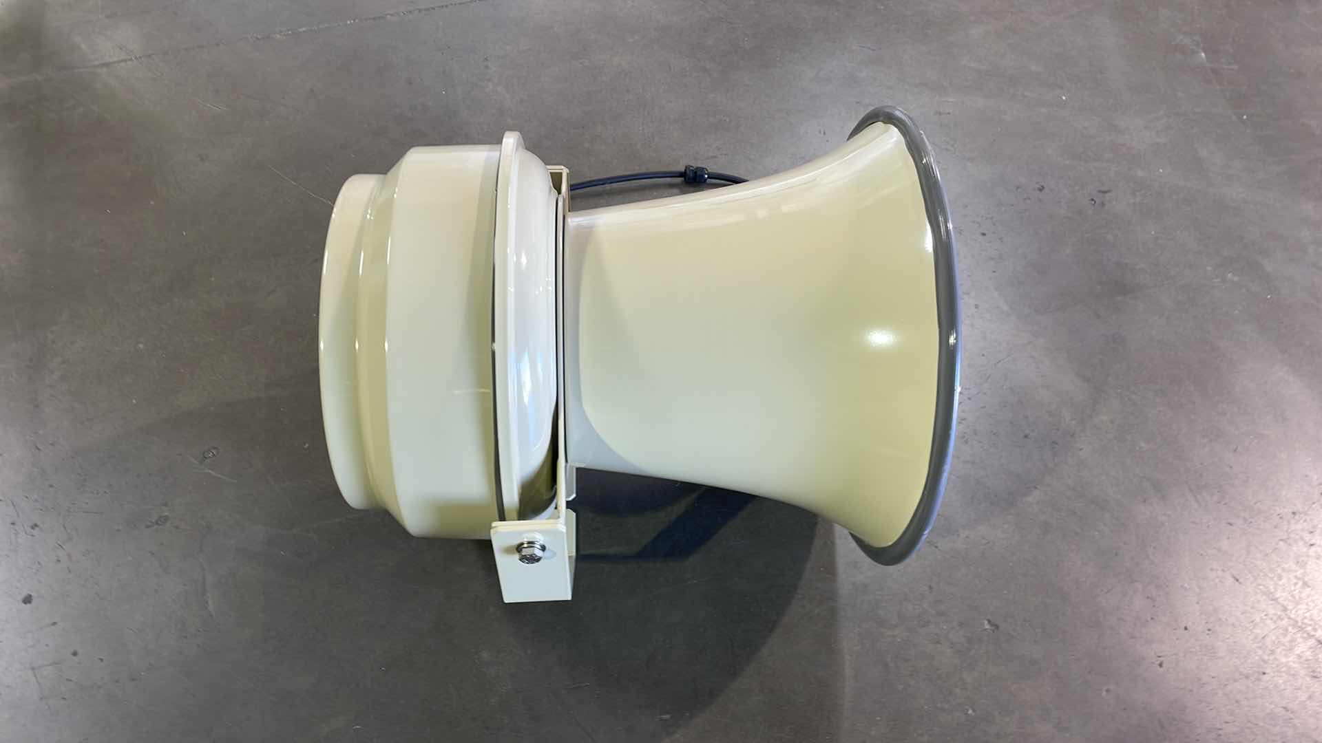 Photo 1 of ATI MASS NOTIFICATION SPEAKER 18-1/2” DIA WITH STEEL MOUNTING BRACKET