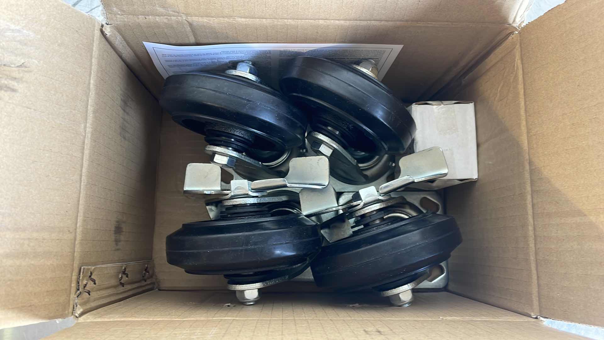 Photo 1 of MORT CASTER KIT GLOBAL MODEL 653CP96 5" X 1.5" - SWIVEL 1 SET