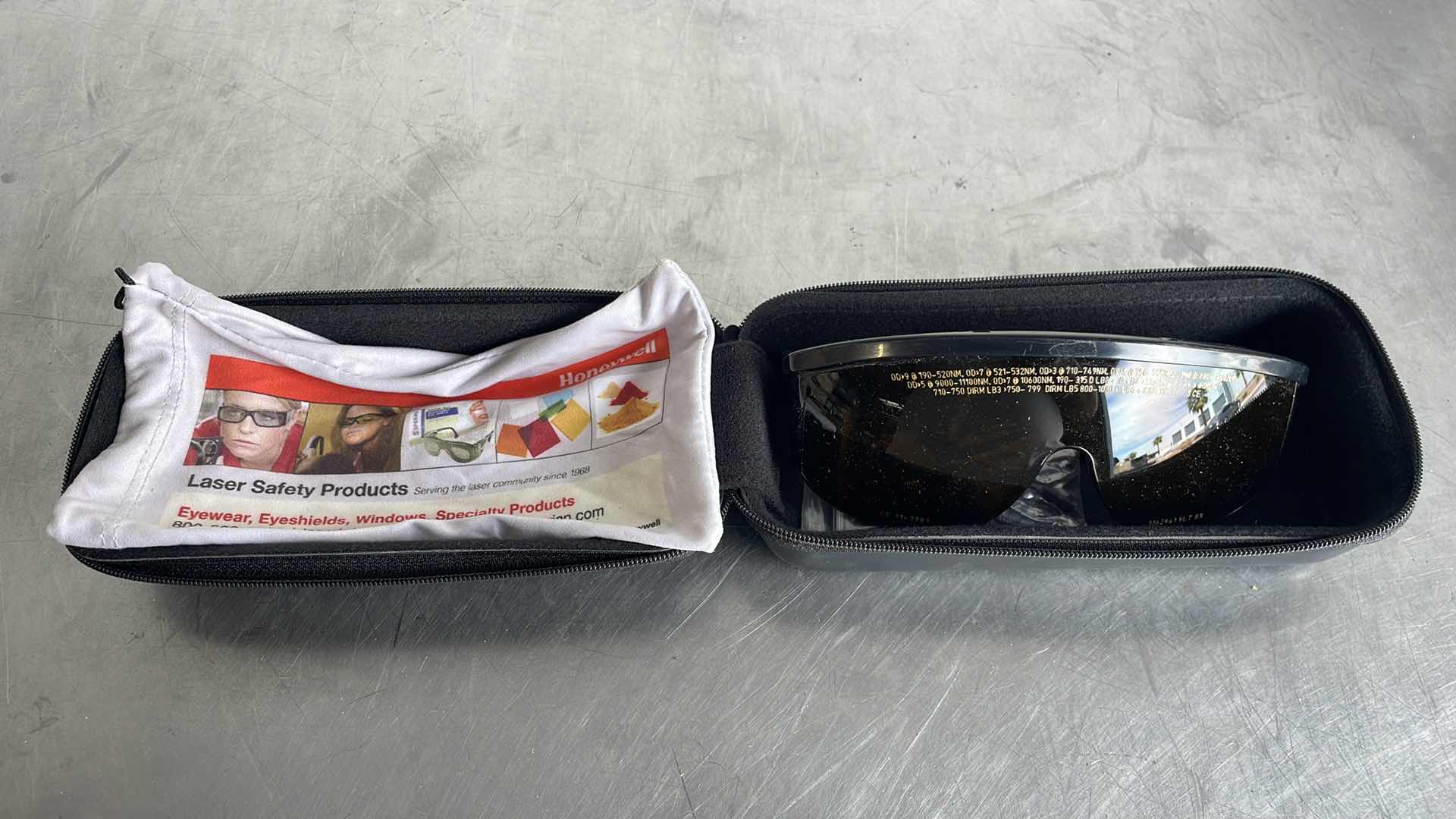 Photo 1 of HONEYWELL LASER SAFETY GLASSES