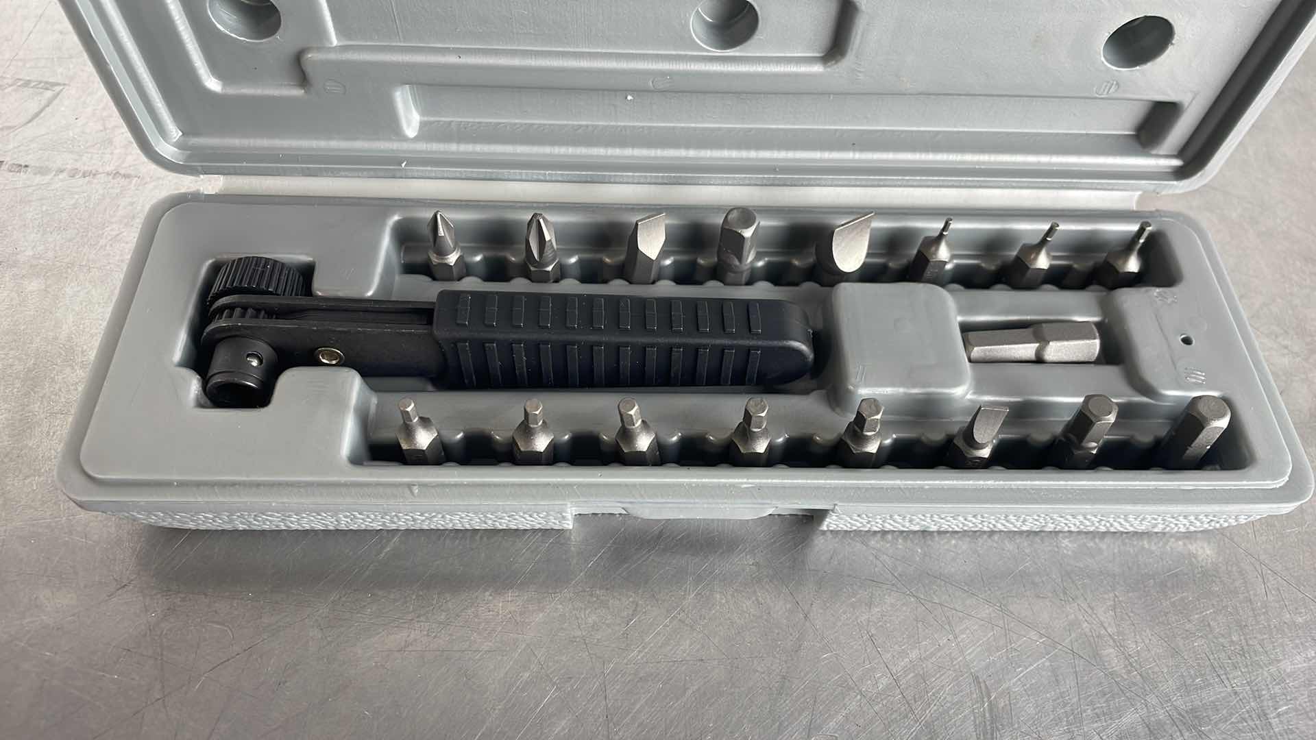 Photo 1 of HORIZON TOOL USA #114