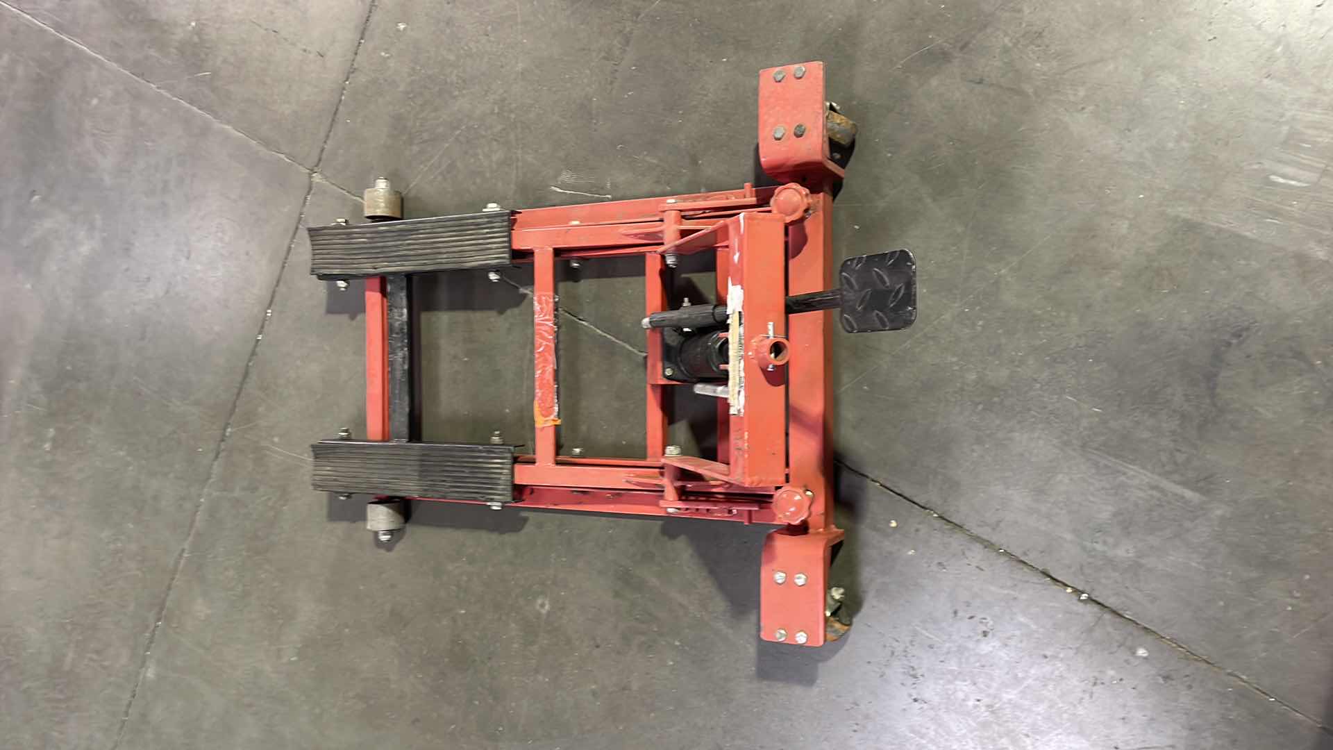 Photo 1 of MOTORCYCLE LIFT