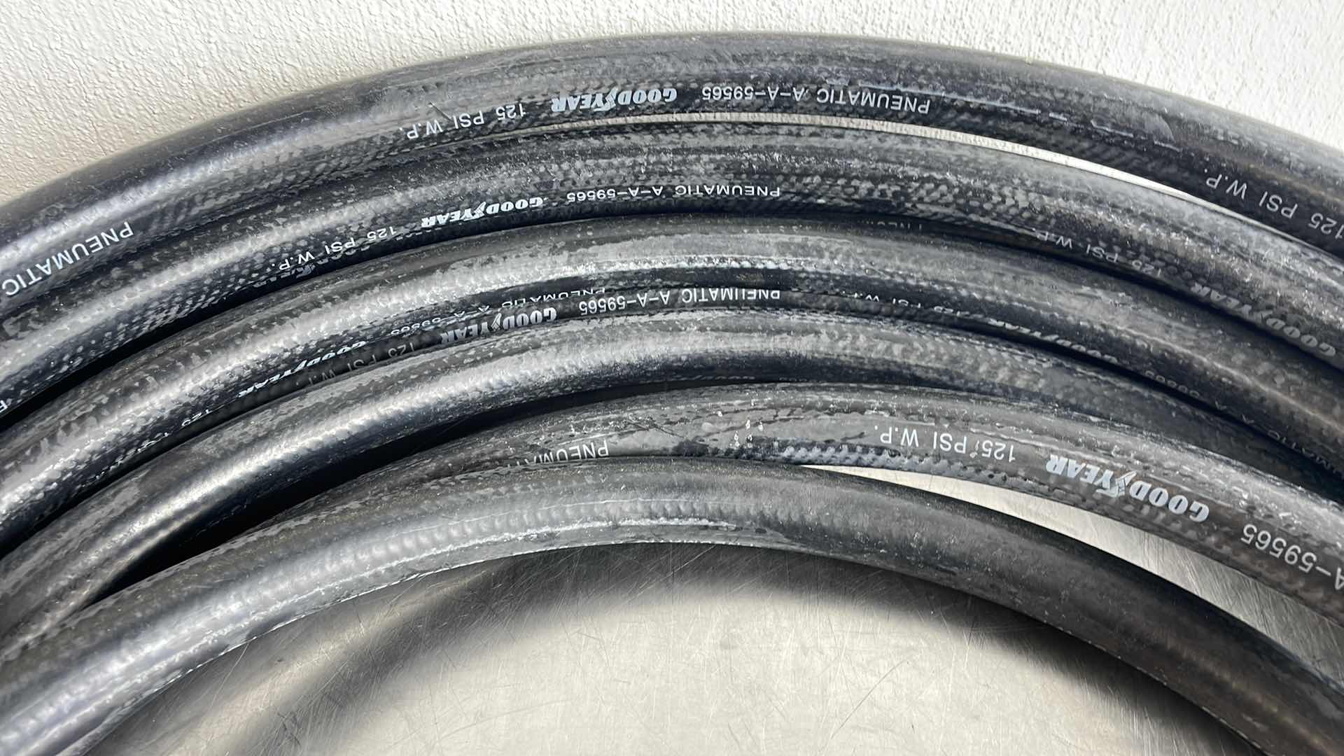 Photo 1 of PNEUMATIC HOSE UNKNOWN FOOTAGE