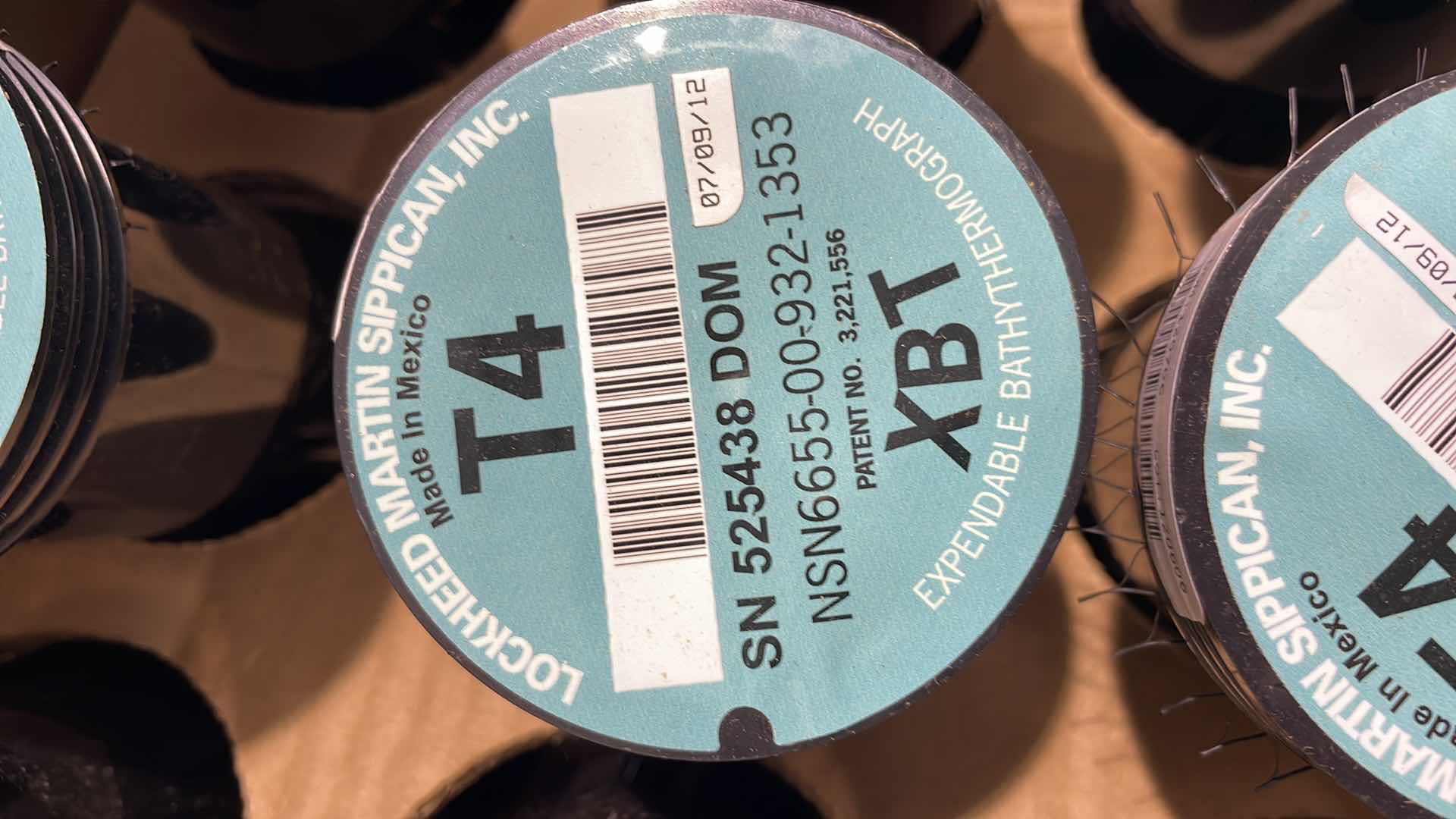 Photo 1 of LOCKHEED MARTIN SIPPICAN XBT-T4 EXPENDABLE BATHYTHERMOGRAPH (12)