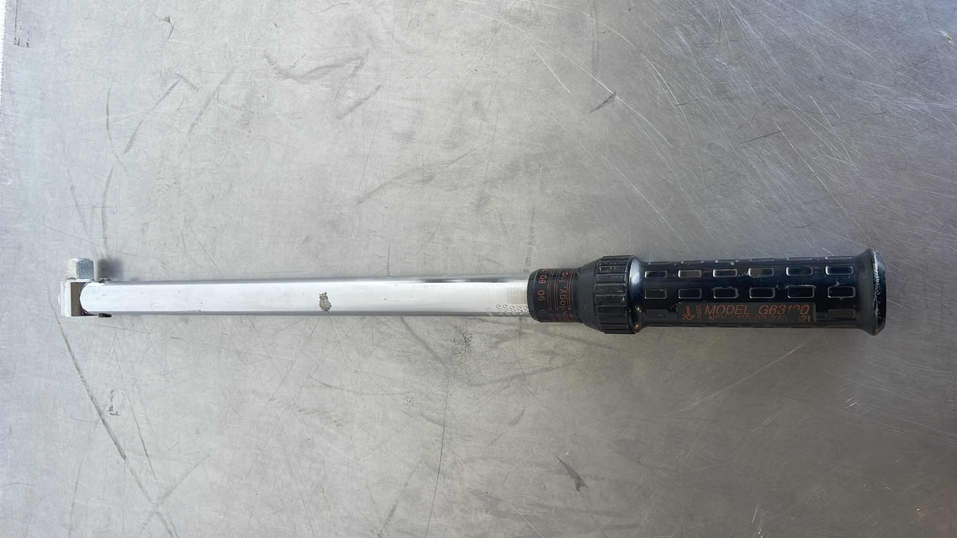 Photo 1 of 1/2” DRIVE TORQUE WRENCH 700-1600IN. LBS JS TECHNOLOGY