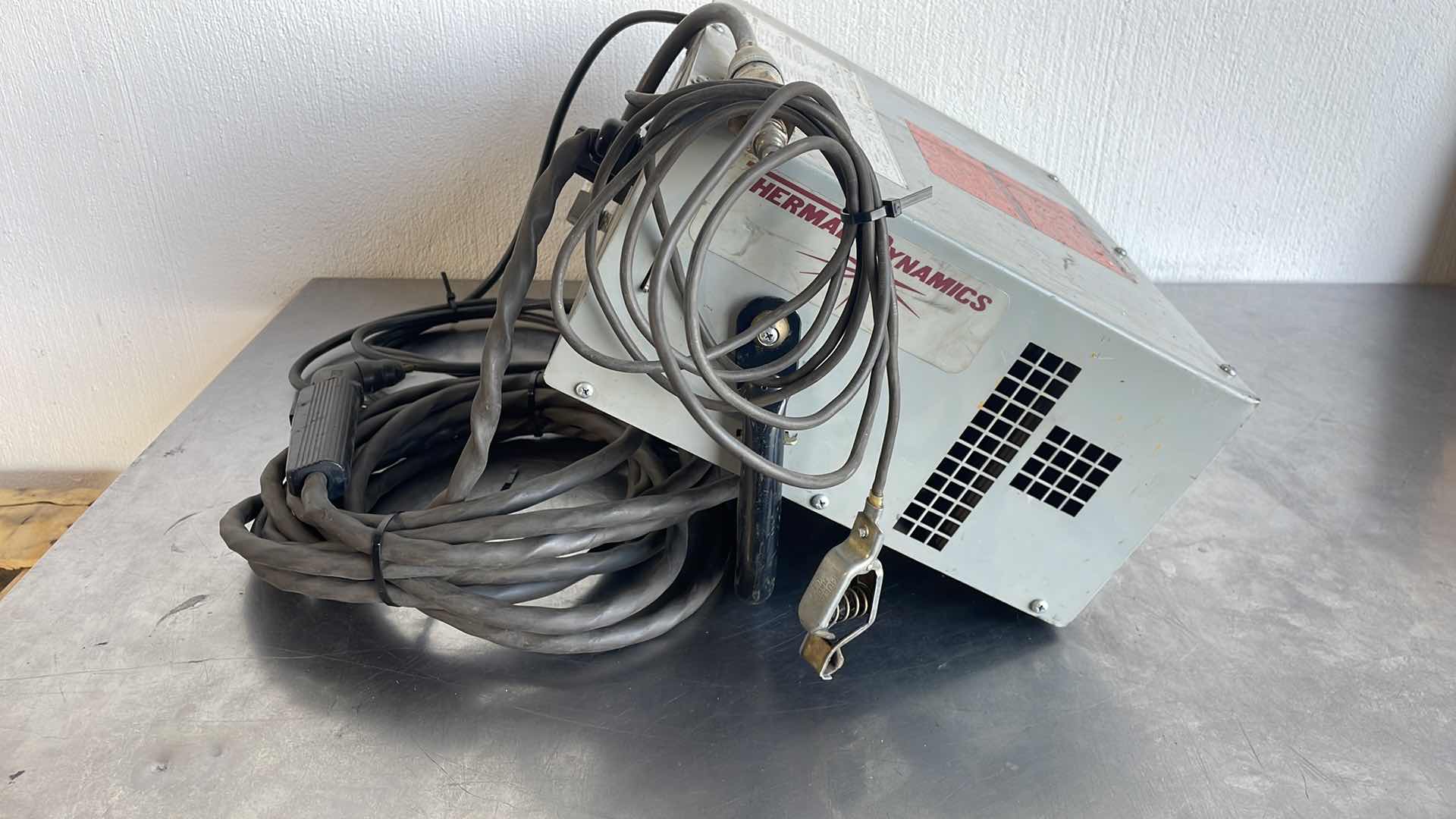 Photo 1 of THERMAL DYNAMICS PAK 25 MASTER PLASMA CUTTER